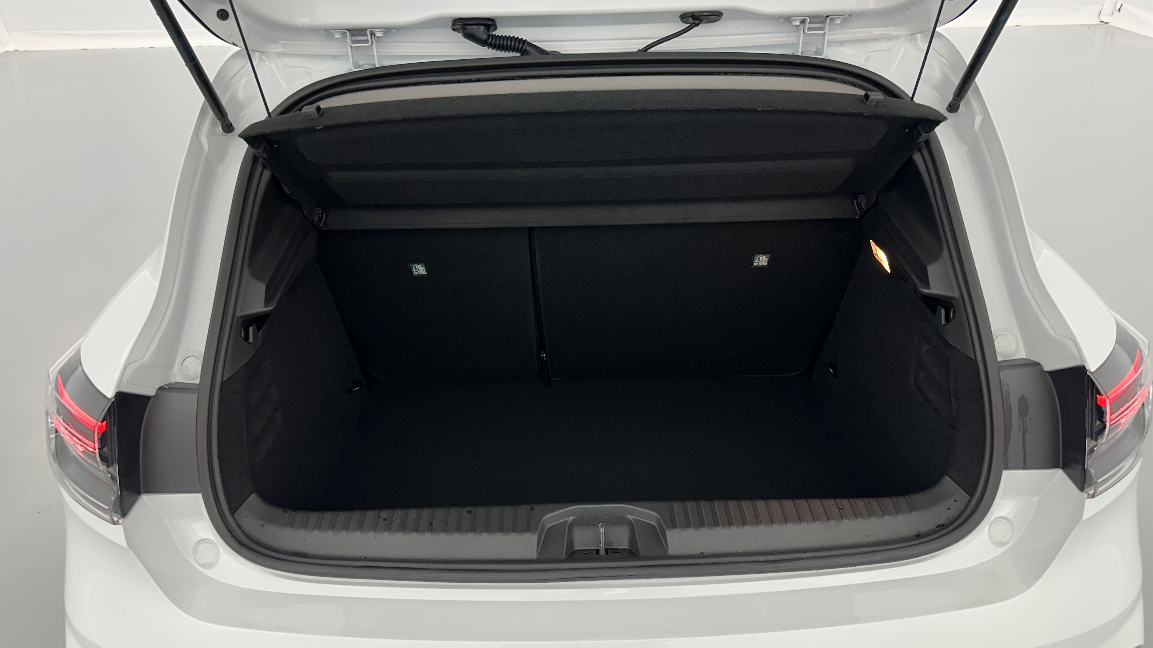 GLI00002840_p53 - RENAULT - CLIO - 2025 - photo 10