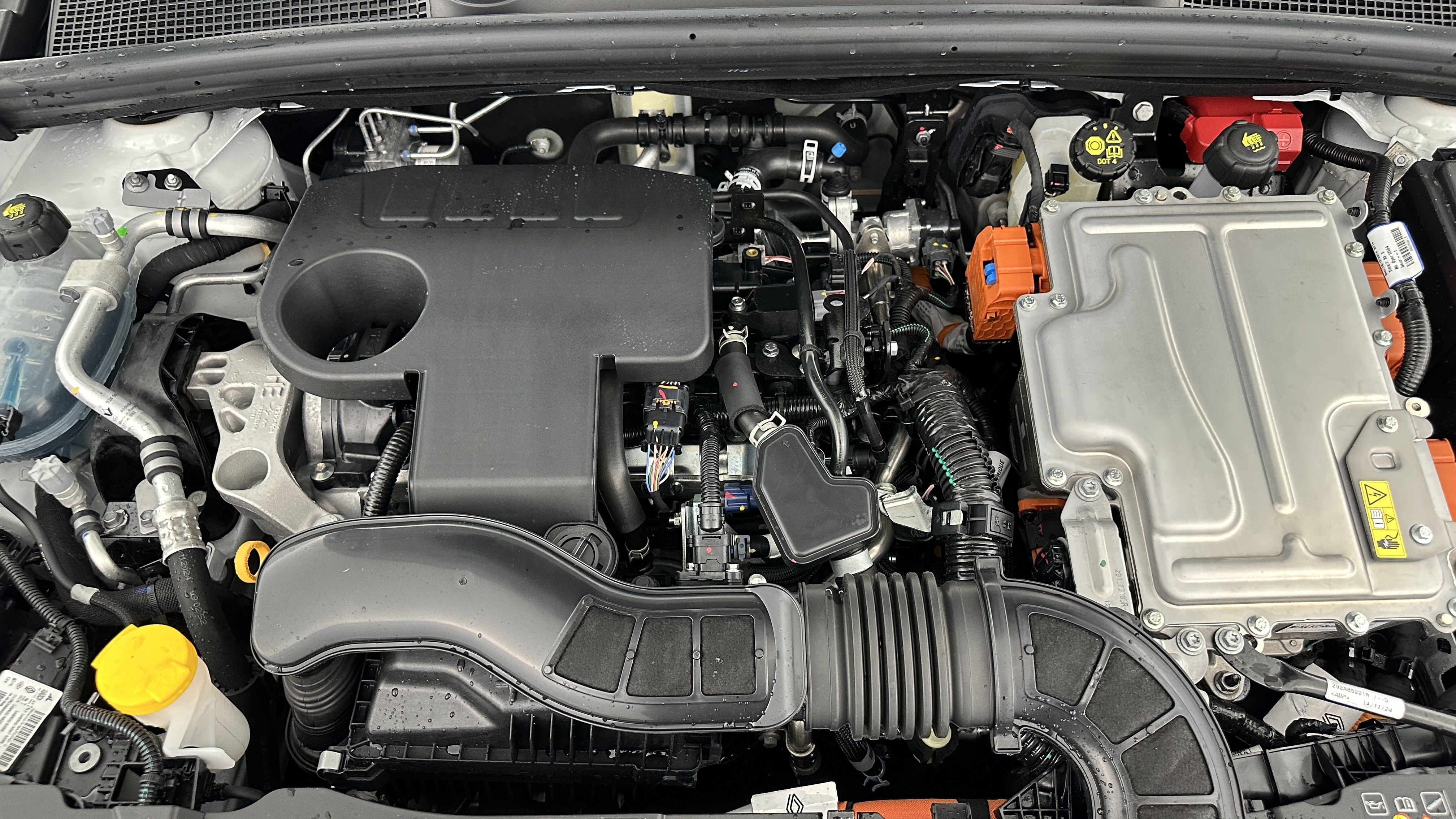 GLI00002840_p53 - RENAULT - CLIO - 2025 - photo 11