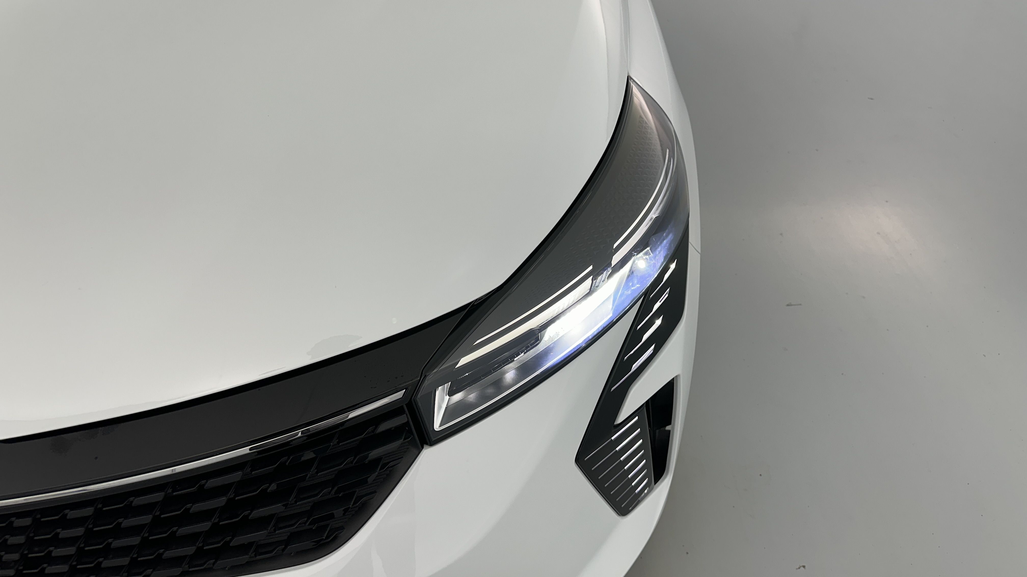 GLI00002840_p53 - RENAULT - CLIO - 2025 - photo 22