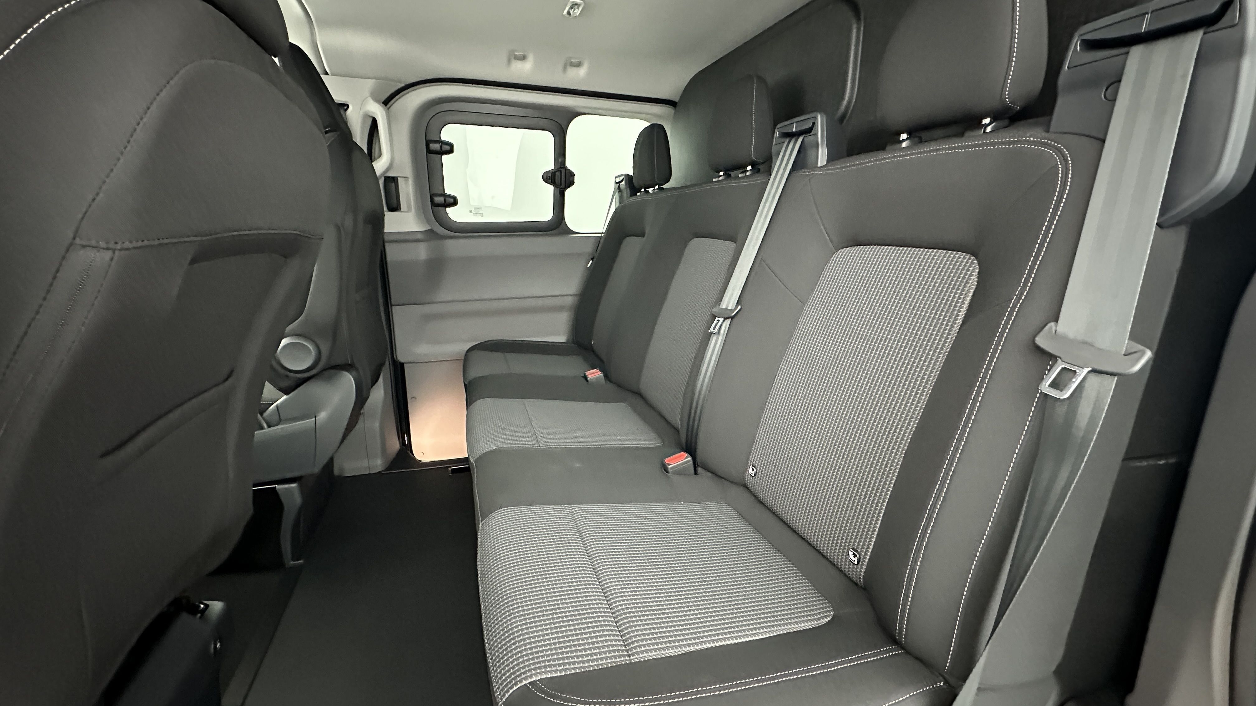 GLI00007513_p53 - VOLKSWAGEN - TRANSPORTER PROCAB - 2025 - photo 8