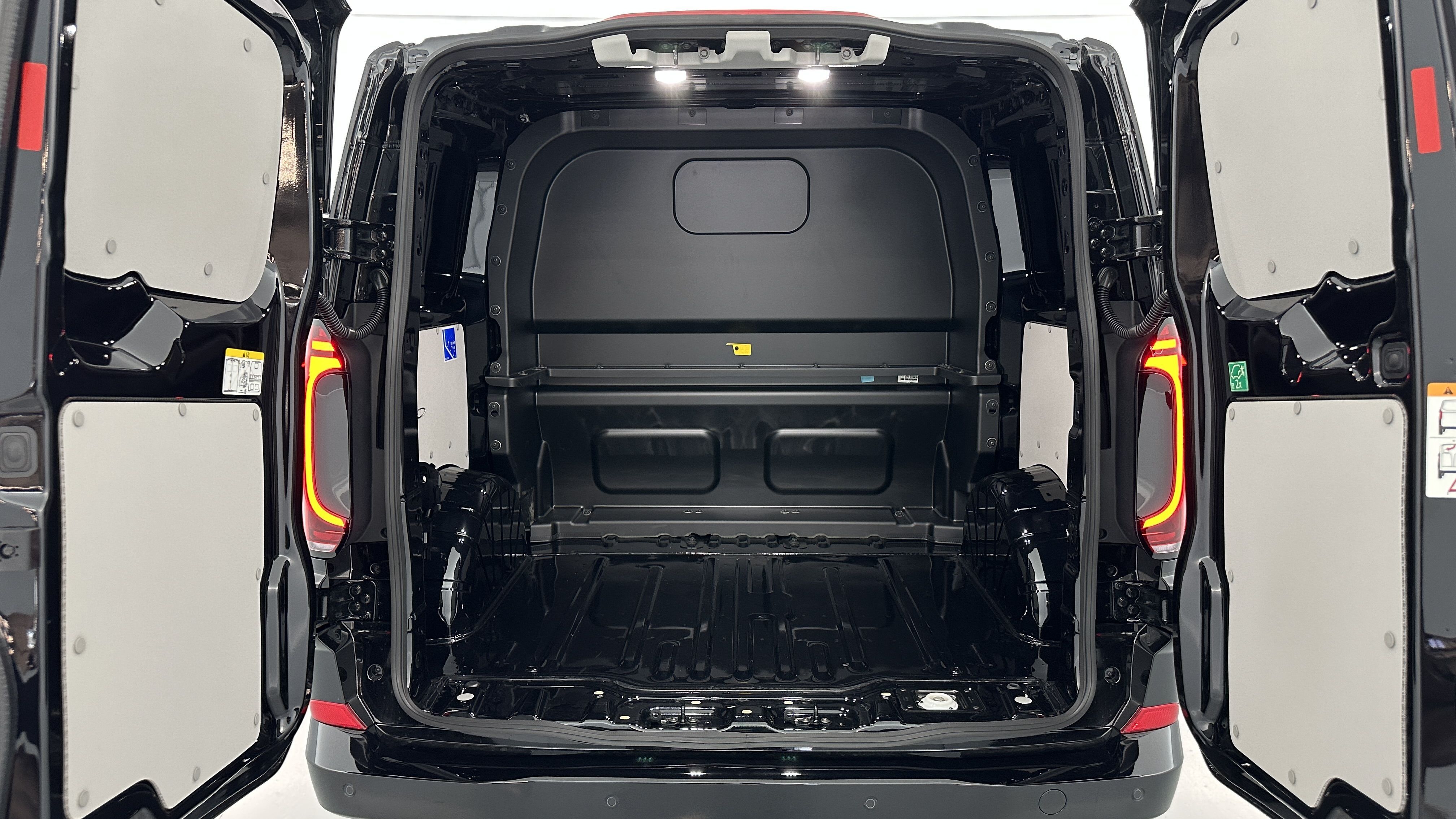 GLI00007513_p53 - VOLKSWAGEN - TRANSPORTER PROCAB - 2025 - photo 9