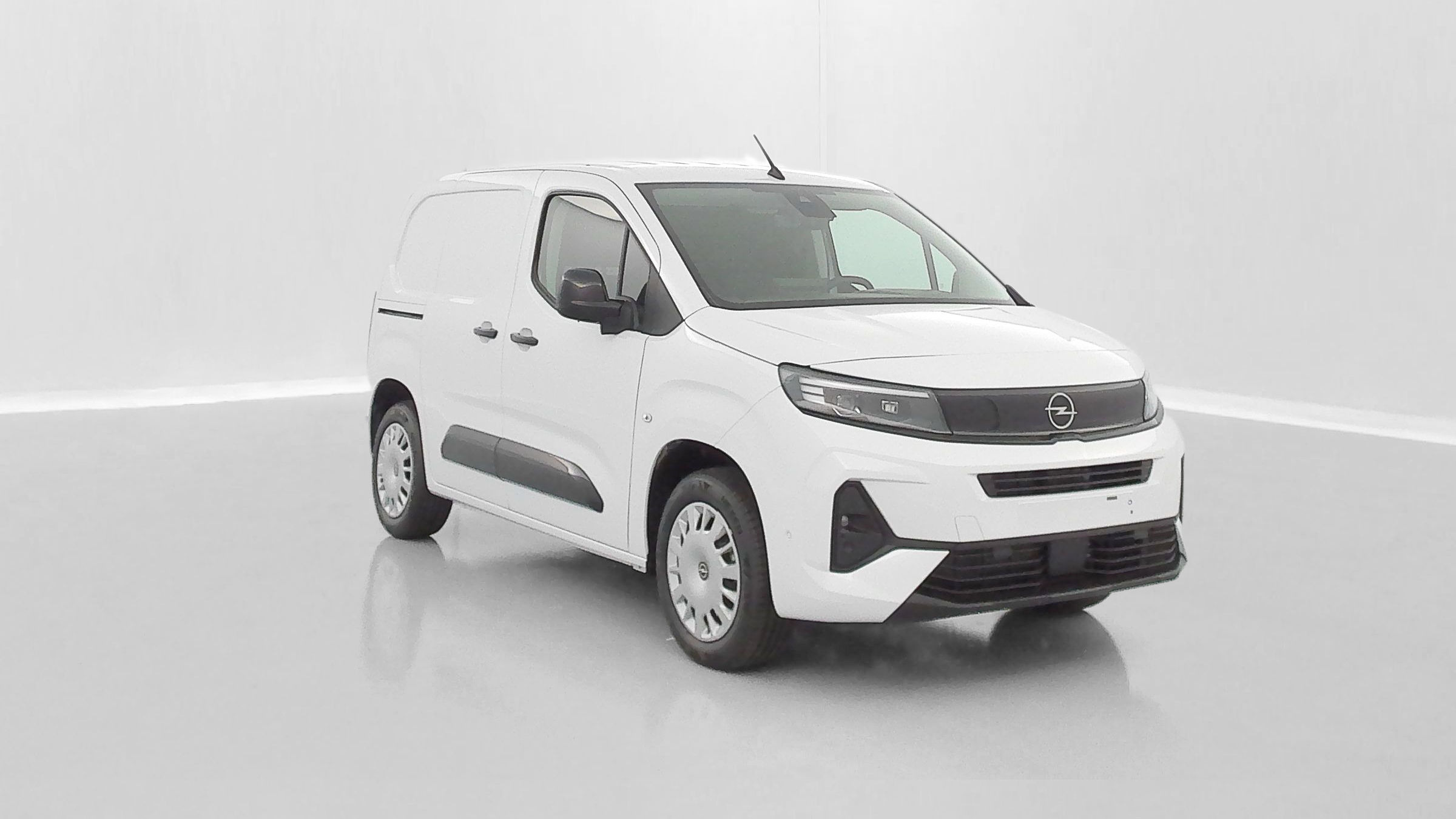 GLI00007906_p53 - OPEL - COMBO - 2025 - photo 1
