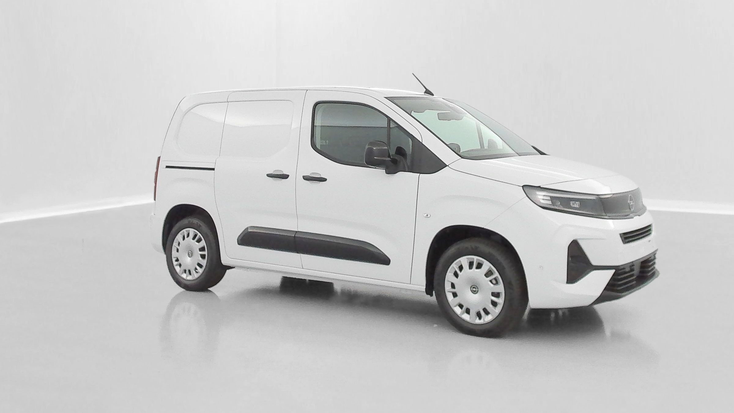 GLI00007906_p53 - OPEL - COMBO - 2025 - photo 26