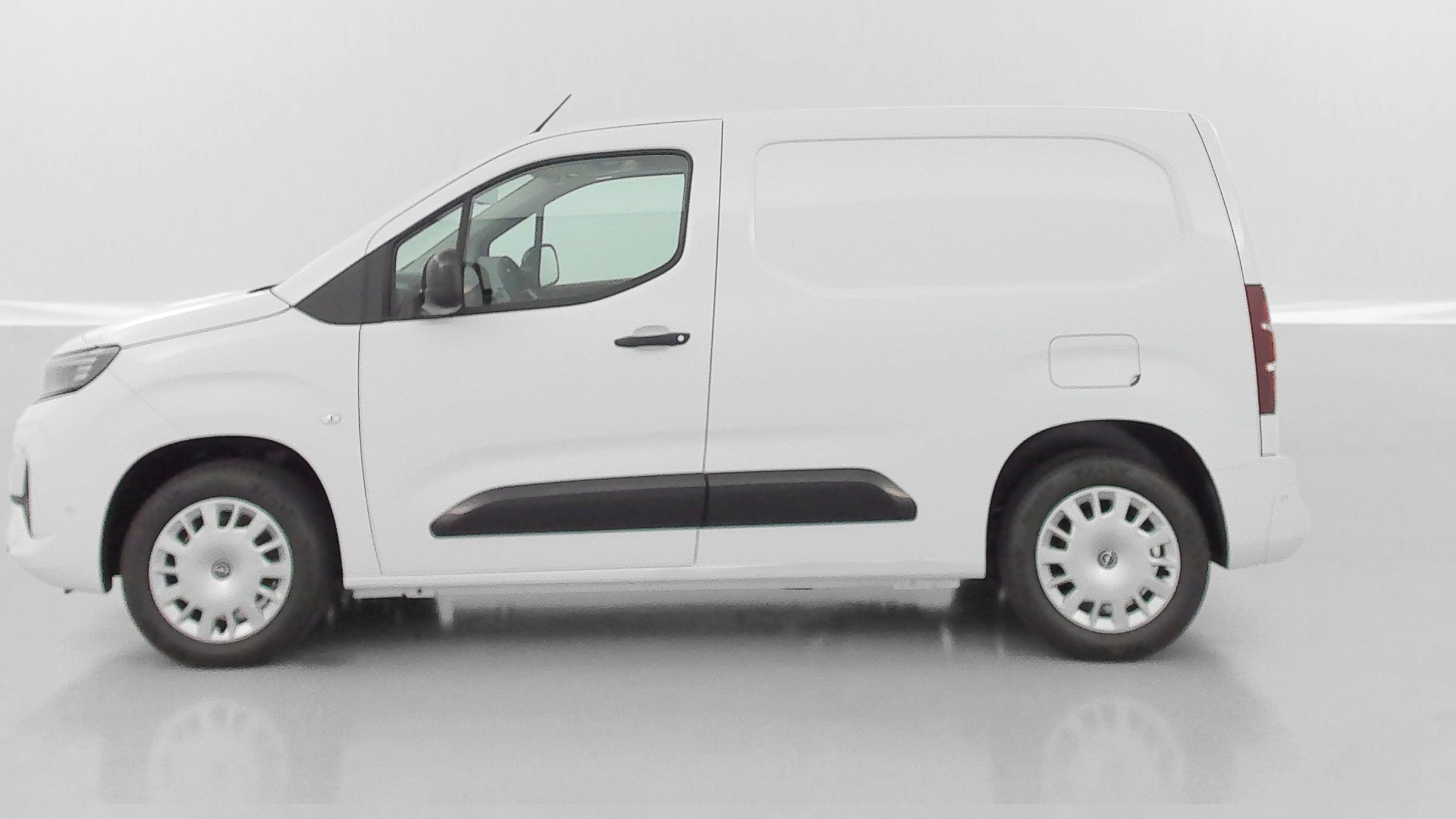 GLI00007905_p53 - OPEL - COMBO - 2025 - photo 4