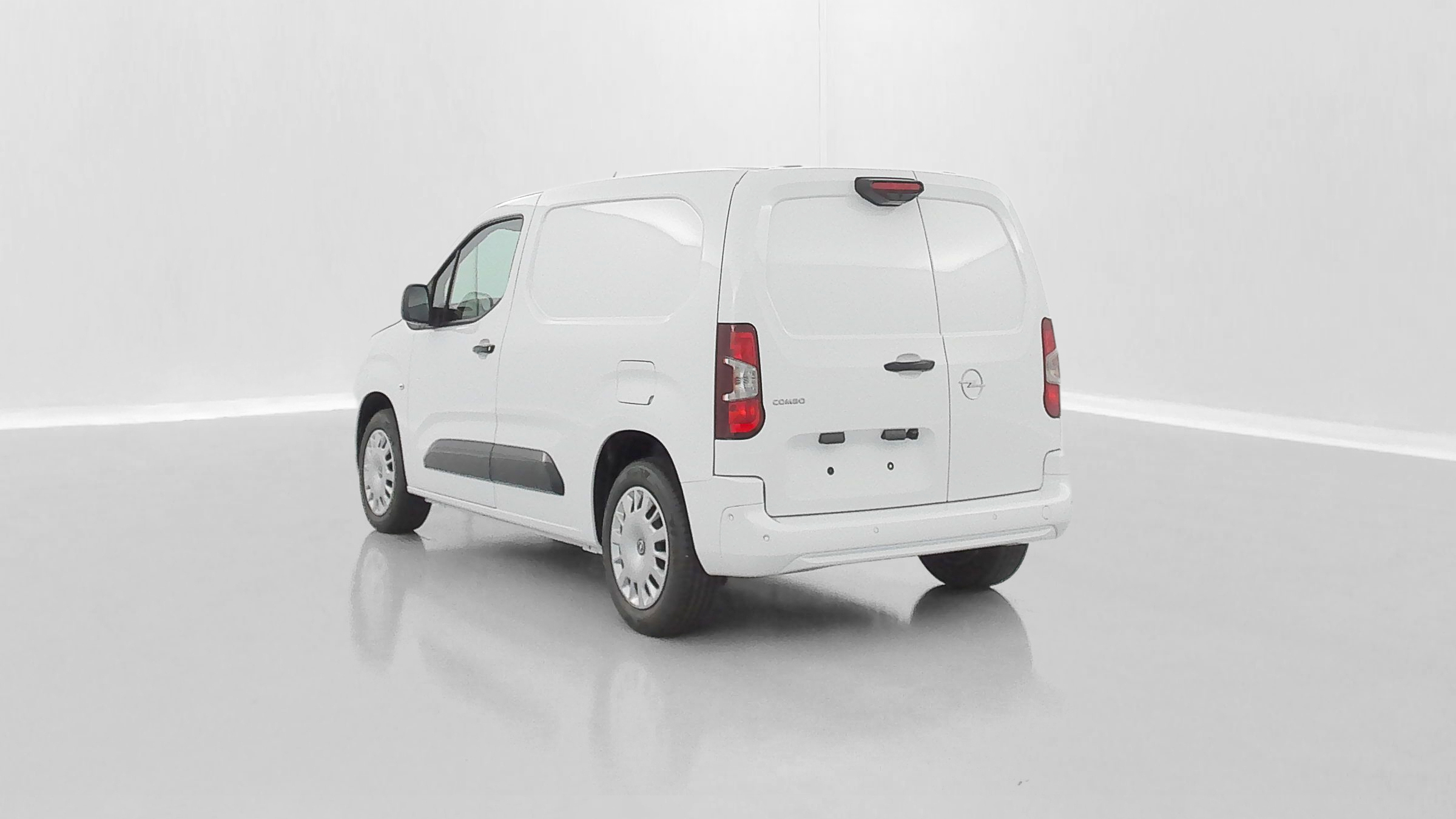 GLI00007905_p53 - OPEL - COMBO - 2025 - photo 5