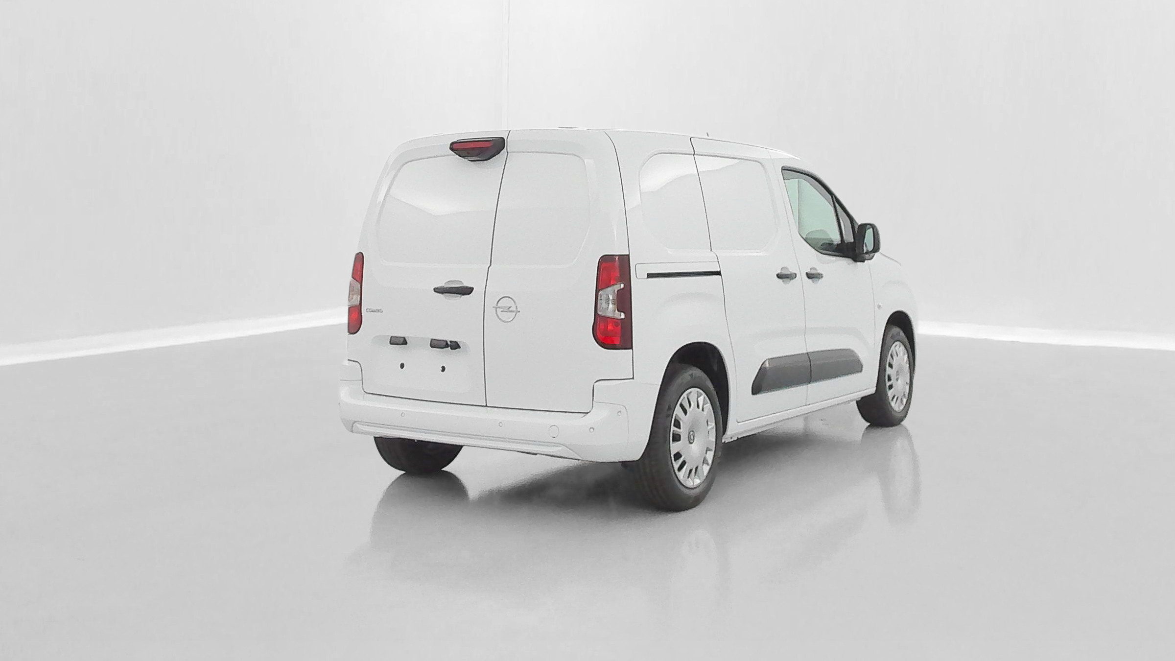 GLI00007905_p53 - OPEL - COMBO - 2025 - photo 21