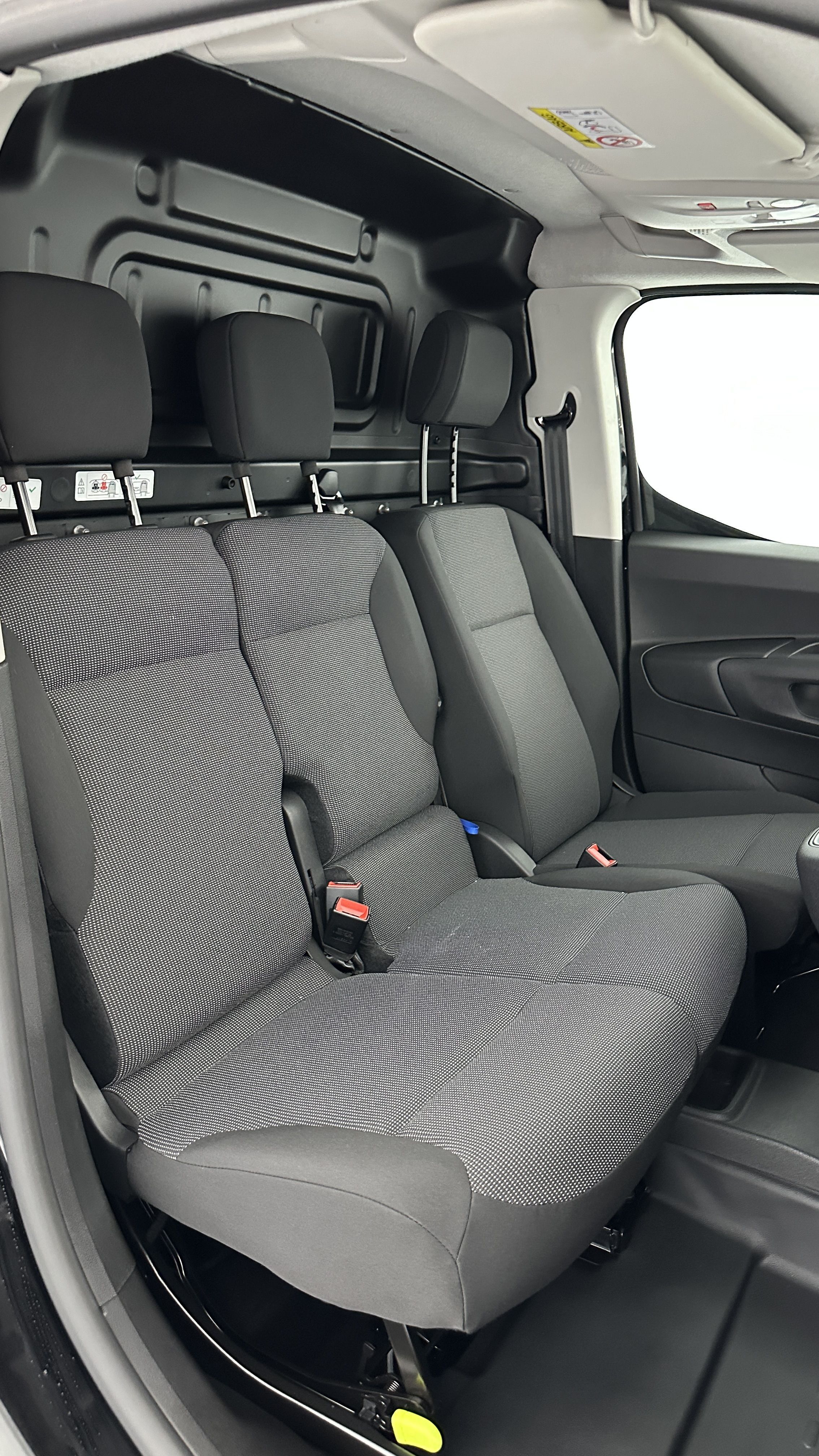 GLI00007904_p53 - OPEL - COMBO - 2025 - photo 14