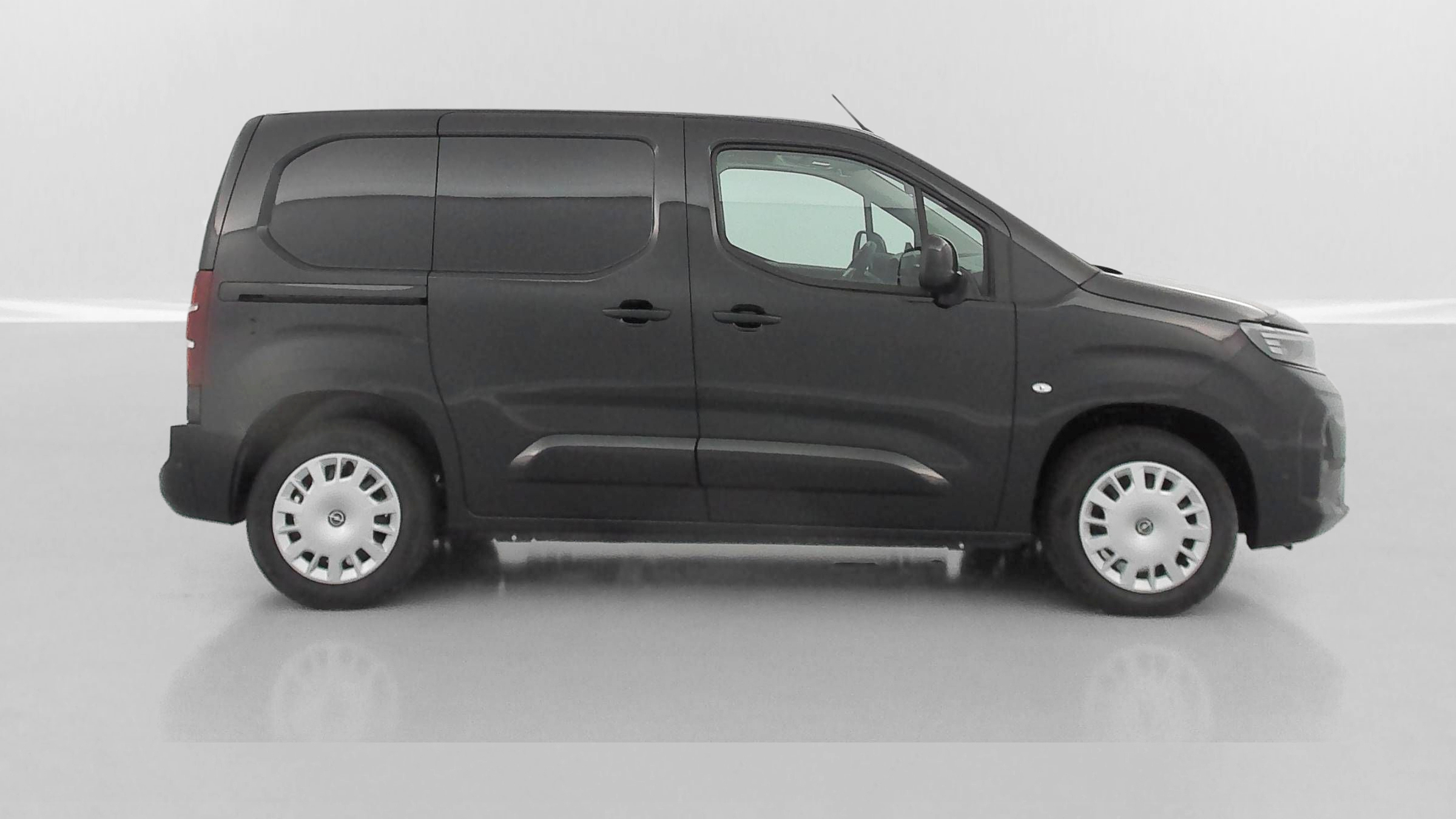 GLI00007904_p53 - OPEL - COMBO - 2025 - photo 22