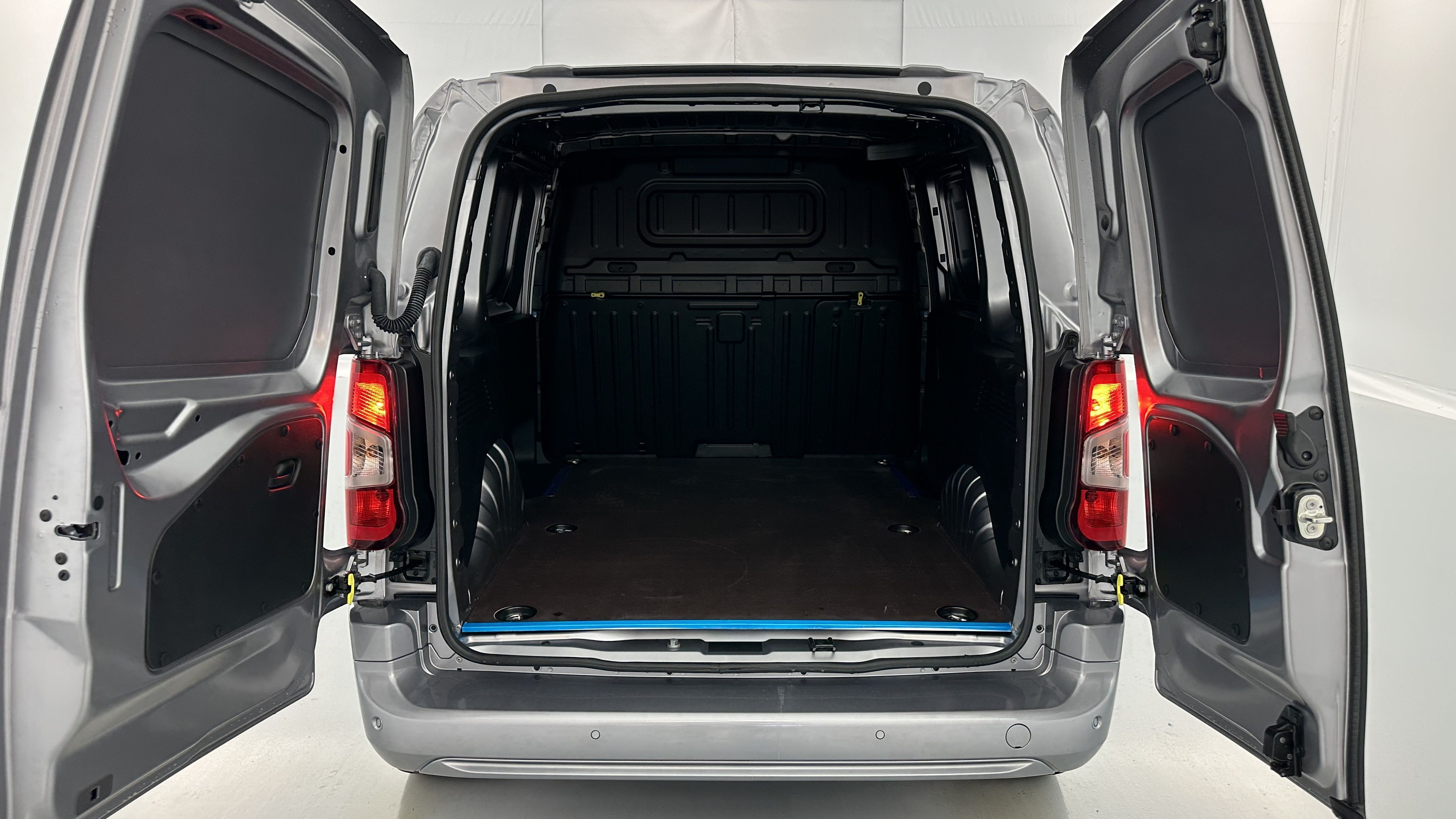 GLI00007903_p53 - OPEL - COMBO - 2025 - photo 9