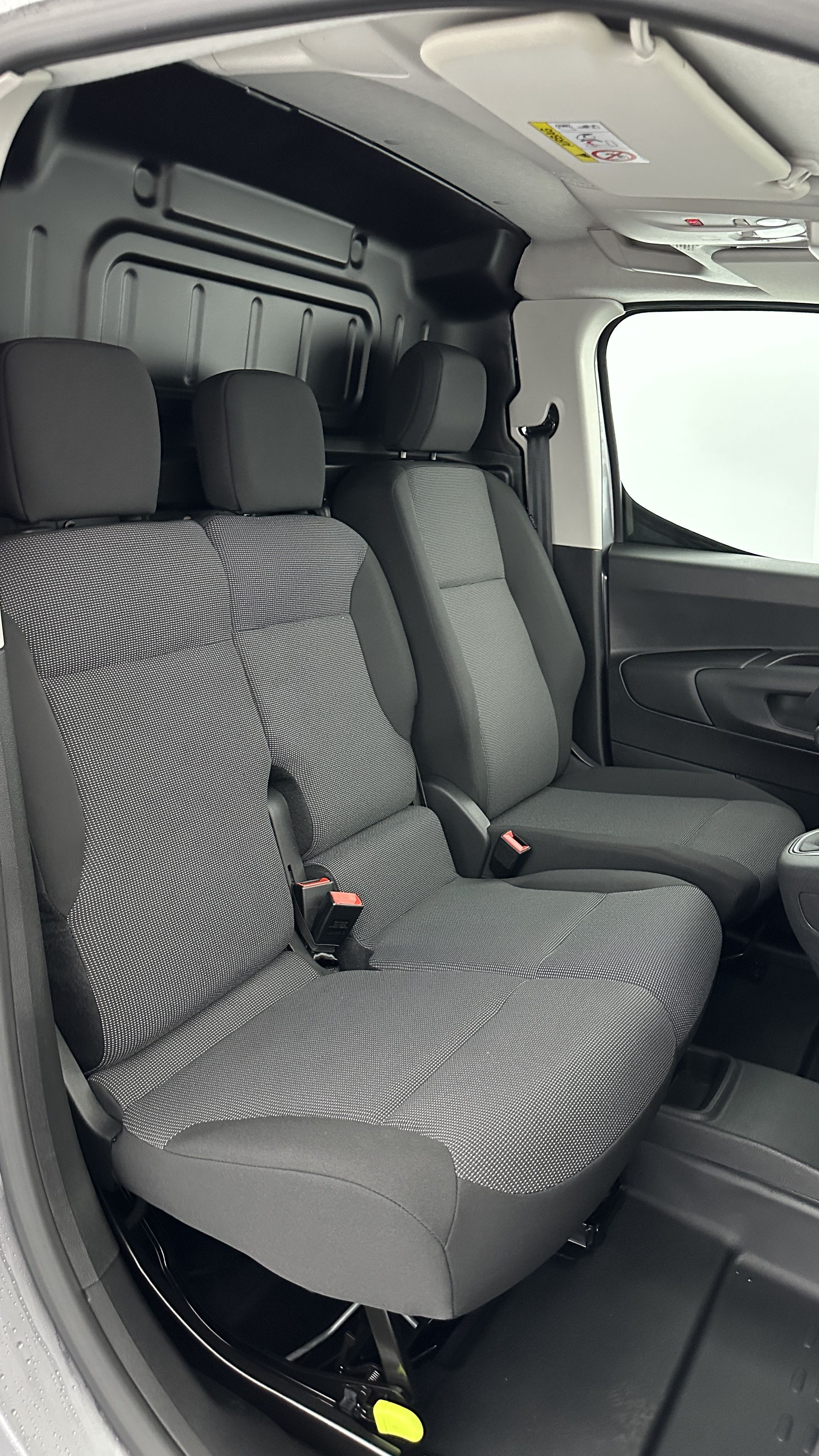 GLI00007903_p53 - OPEL - COMBO - 2025 - photo 15