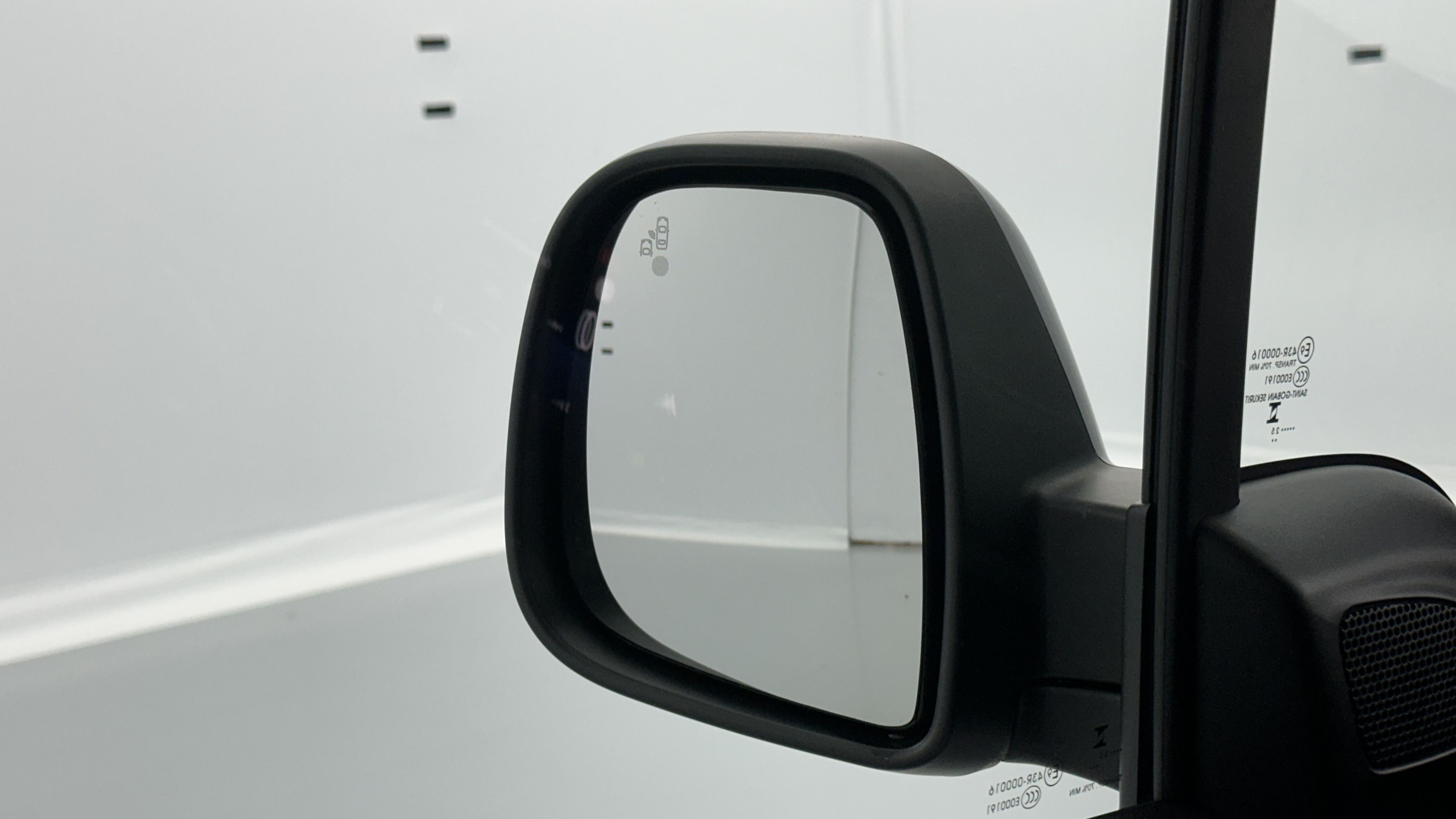 GLI00007902_p53 - OPEL - COMBO - 2025 - photo 20