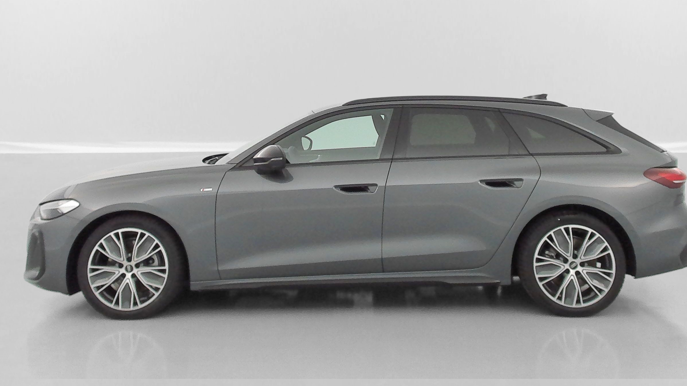 GLI00006563_p53 - AUDI - A5 - 2025 - photo 4