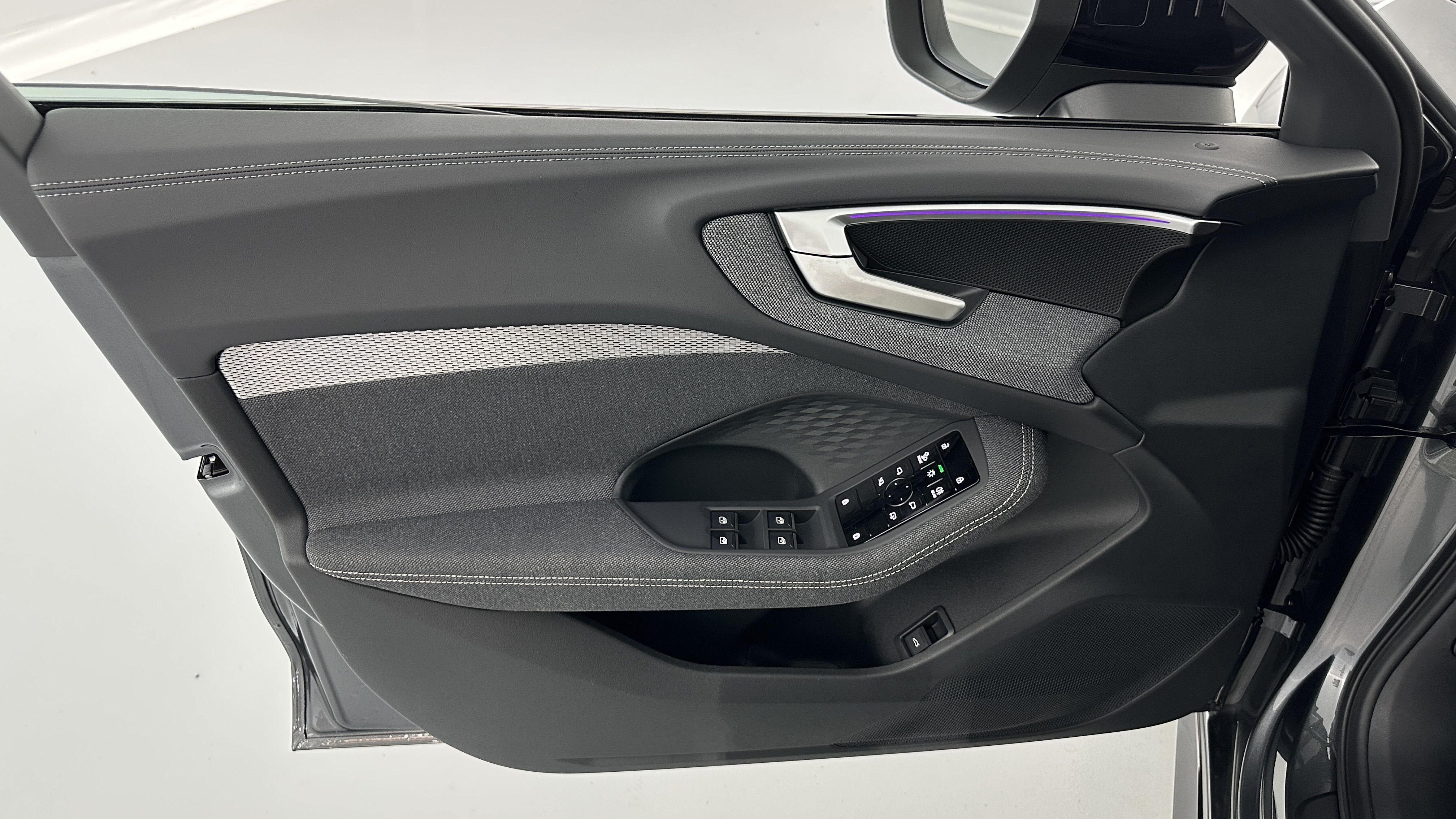 GLI00006563_p53 - AUDI - A5 - 2025 - photo 13