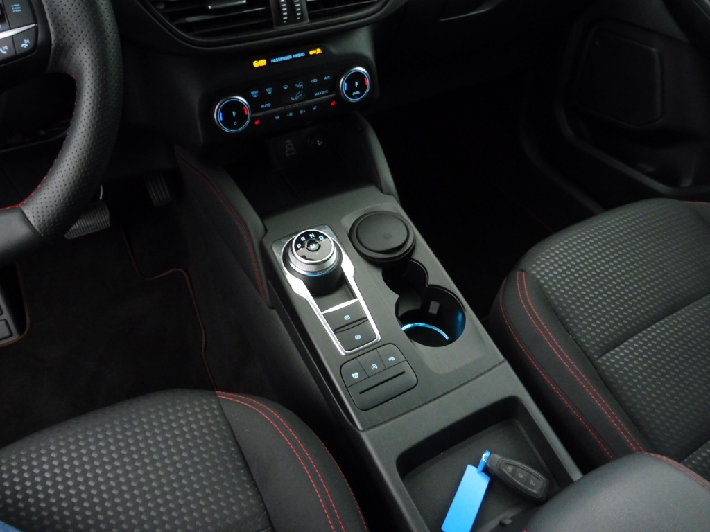 70355_p51 - FORD - KUGA - 2024 - photo 14