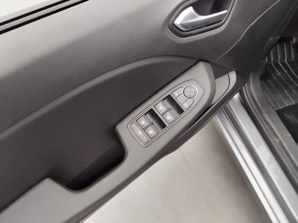 72485_p51 - RENAULT - CLIO - 2025 - photo 17