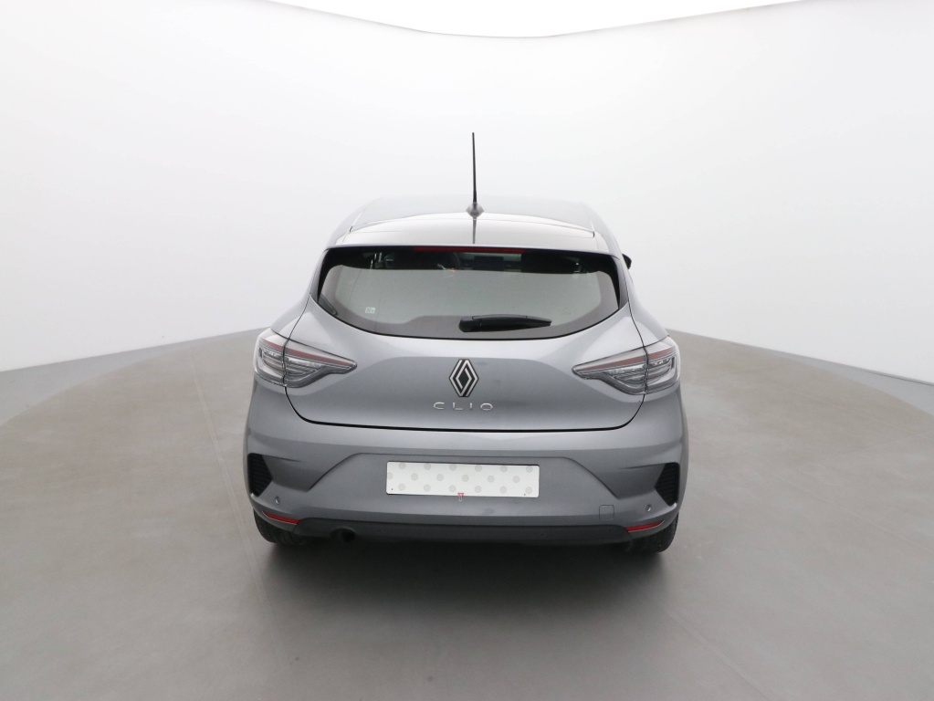 72485_p51 - RENAULT - CLIO - 2025 - photo 3