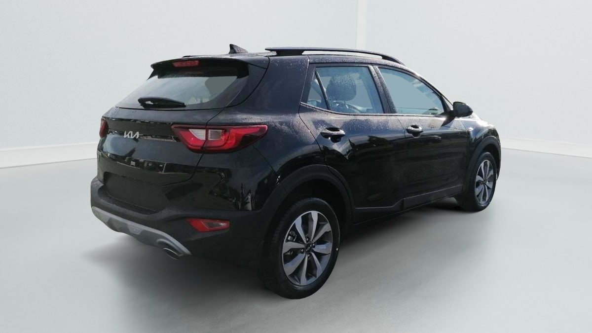 361379_p2 - KIA - STONIC - 2025 - photo 4