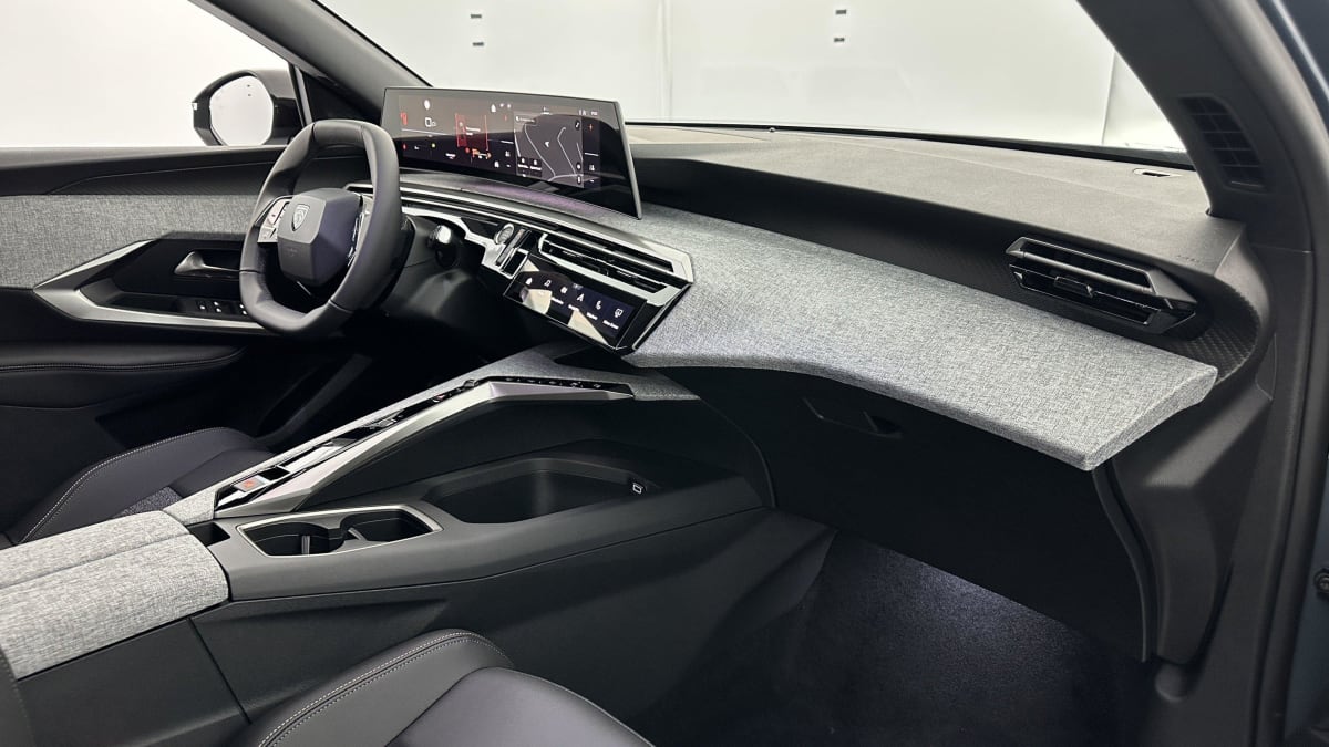 361332_p2 - PEUGEOT - 5008 - 2025 - photo 8