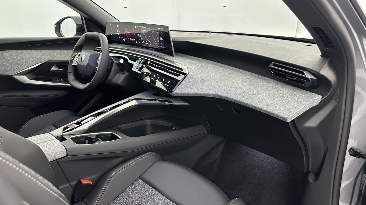 360900_p2 - PEUGEOT - 5008 - 2025 - photo 8