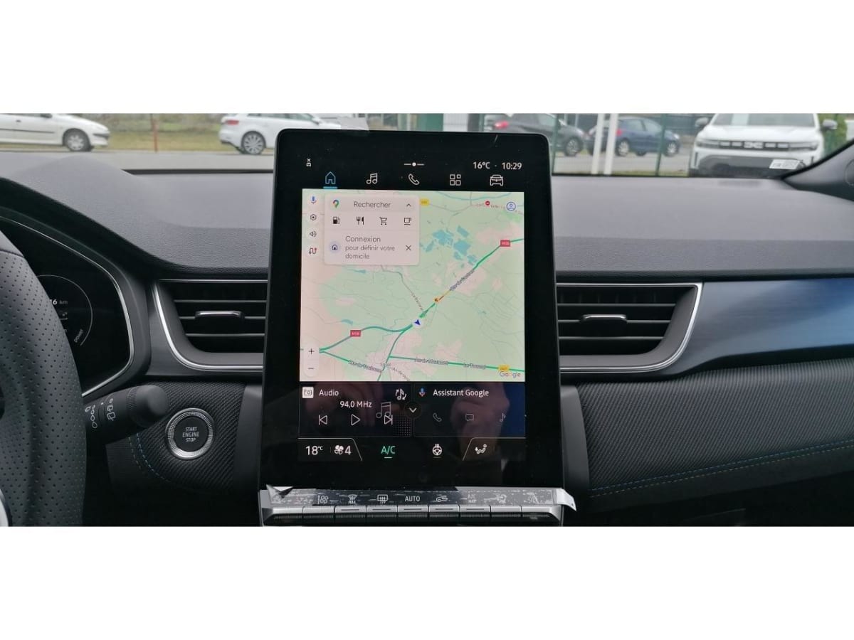 361815_p2 - RENAULT - CAPTUR - 2025 - photo 6