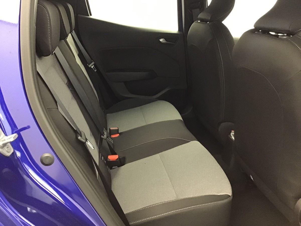 361523_p2 - RENAULT - CLIO 5 - 2025 - photo 7