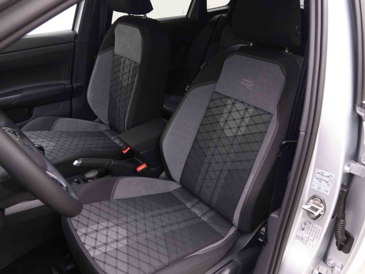 361796_p2 - VOLKSWAGEN - TAIGO - 2025 - photo 7