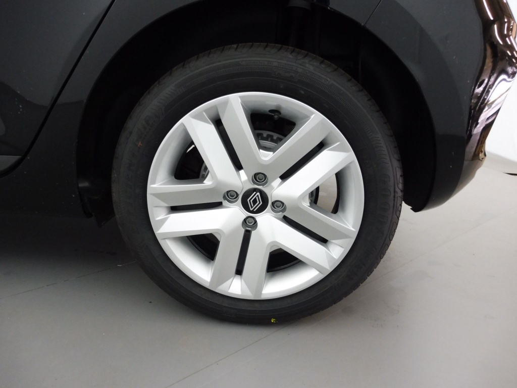 69840_p51 - RENAULT - CLIO - 2025 - photo 12