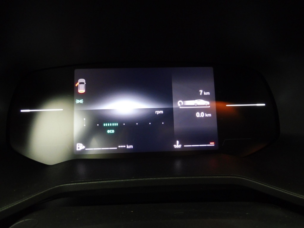 69840_p51 - RENAULT - CLIO - 2025 - photo 9