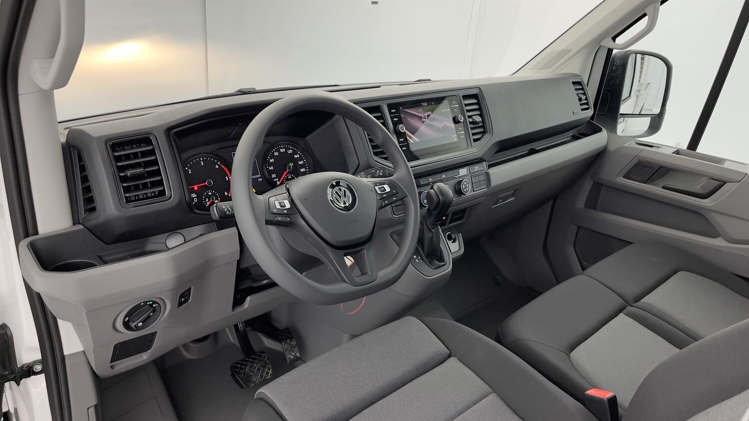 GLI00274388_p53 - VOLKSWAGEN - CRAFTER - 2024 - photo 6