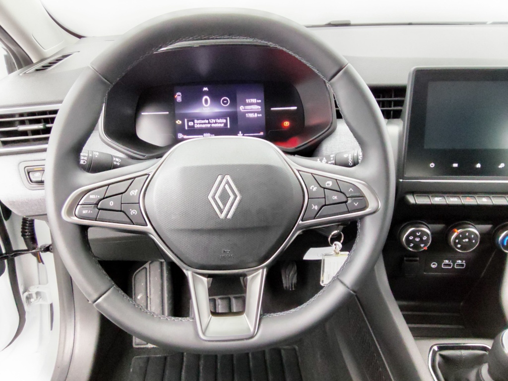 71339_p51 - RENAULT - CLIO - 2025 - photo 17