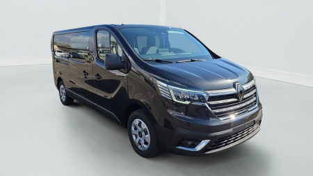 357221_p2 - RENAULT - TRAFIC - 2025