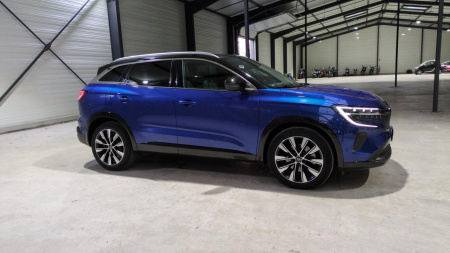 46543_p28 - RENAULT - AUSTRAL - 2025