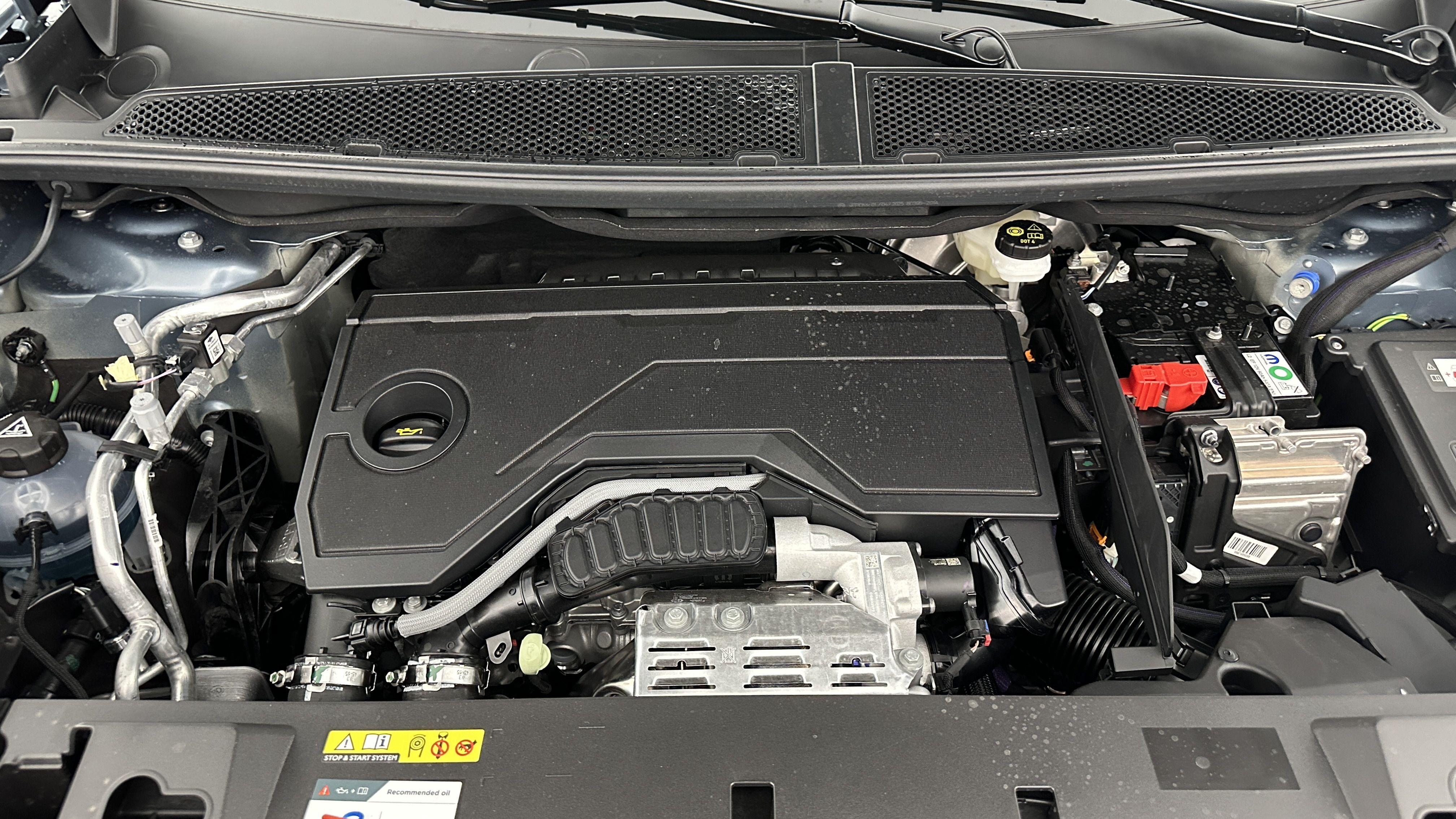 GLI00008313_p53 - PEUGEOT - 5008 - 2025 - photo 12