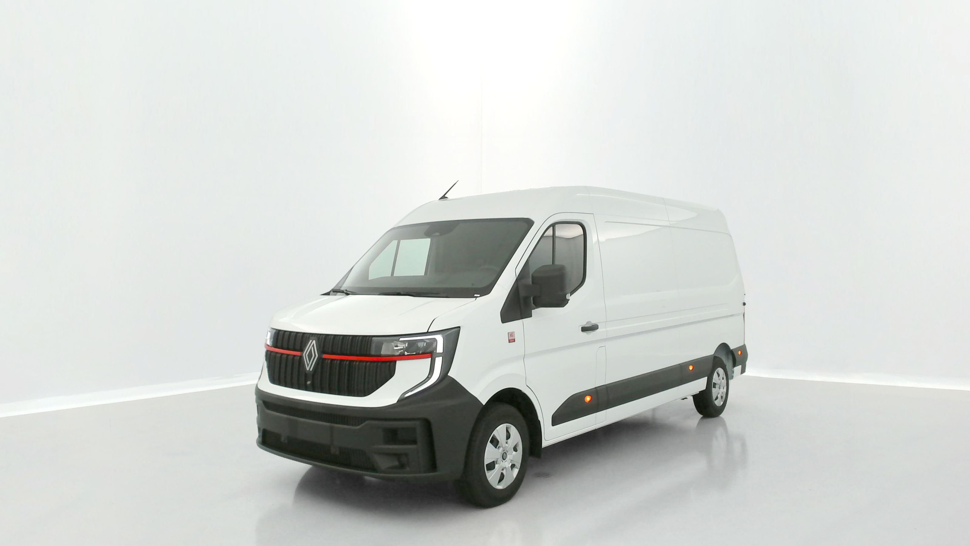 GLI00007110_p53 - RENAULT - MASTER - 2025 - photo 3