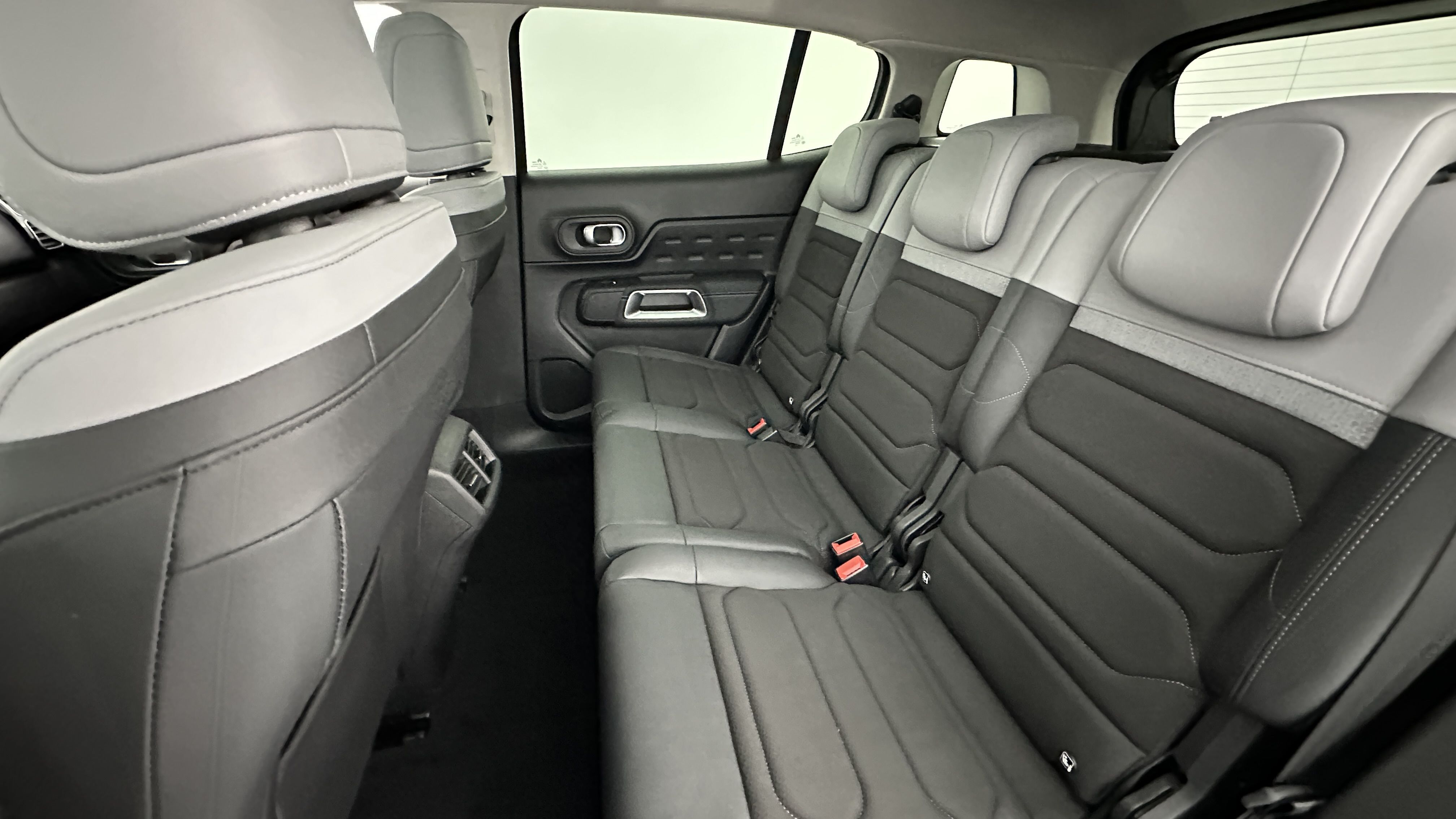 GLI00006878_p53 - CITROEN - C5 AIRCROSS - 2024 - photo 9