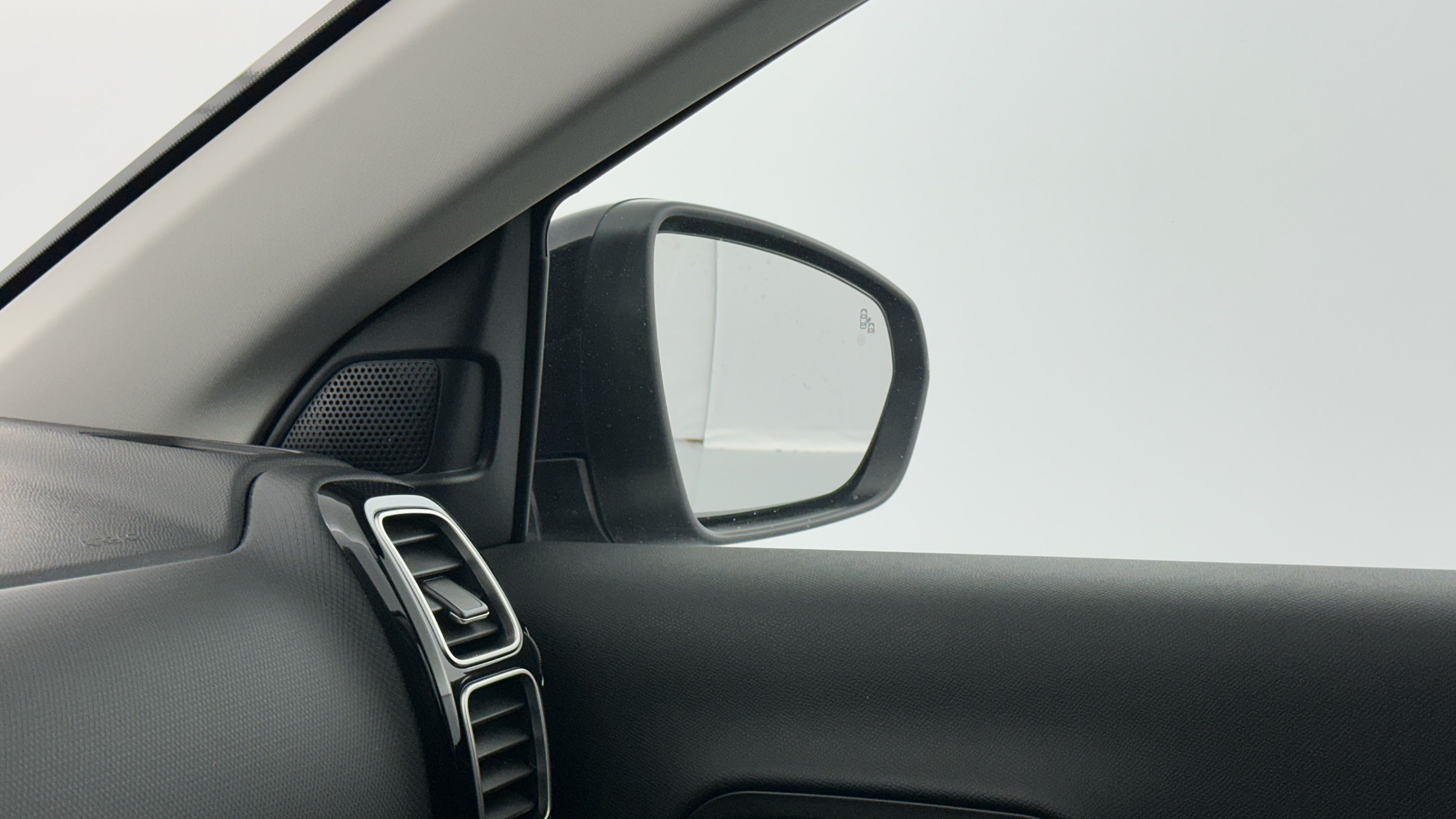 GLI00006878_p53 - CITROEN - C5 AIRCROSS - 2024 - photo 23