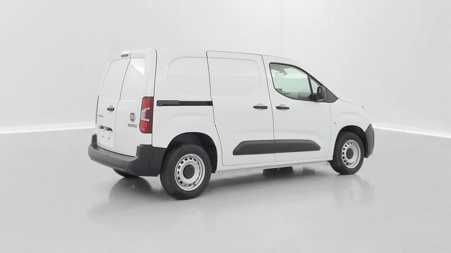 GLI00278955_p53 - FIAT - DOBLO - 2024 - photo 24