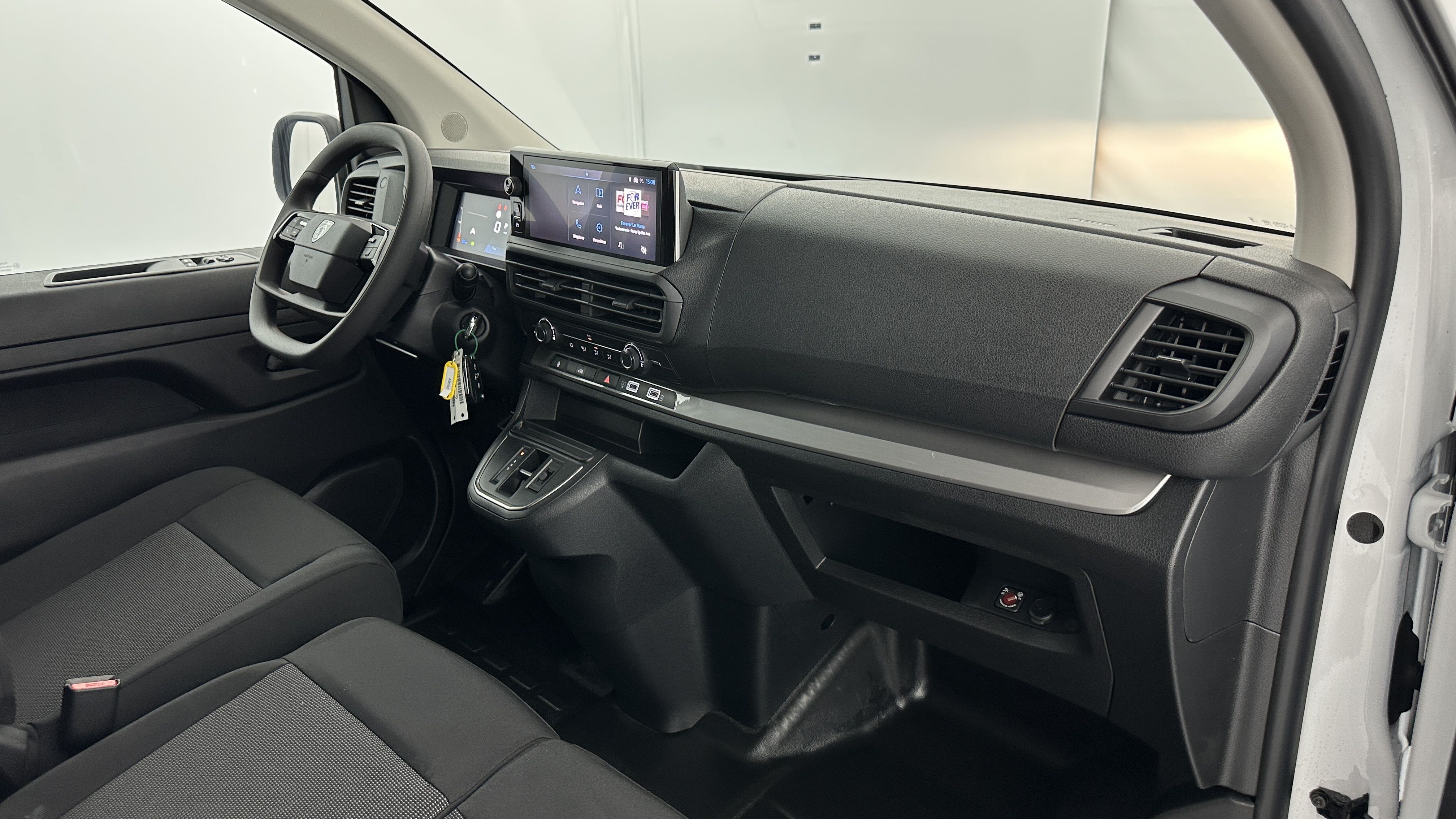 GLI00007630_p53 - PEUGEOT - EXPERT - 2025 - photo 7