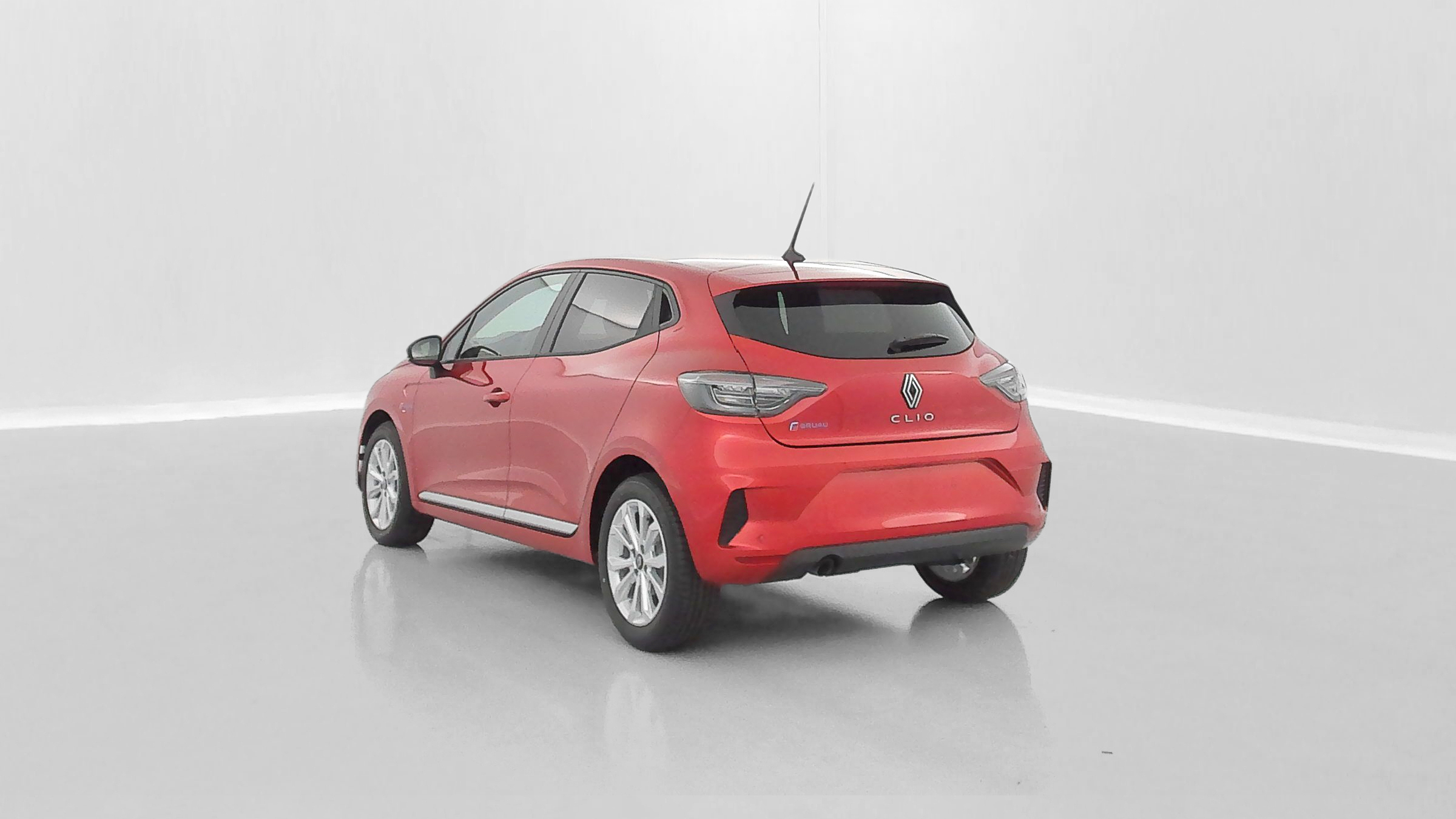 GLI00000574_p53 - RENAULT - CLIO - 2024 - photo 5