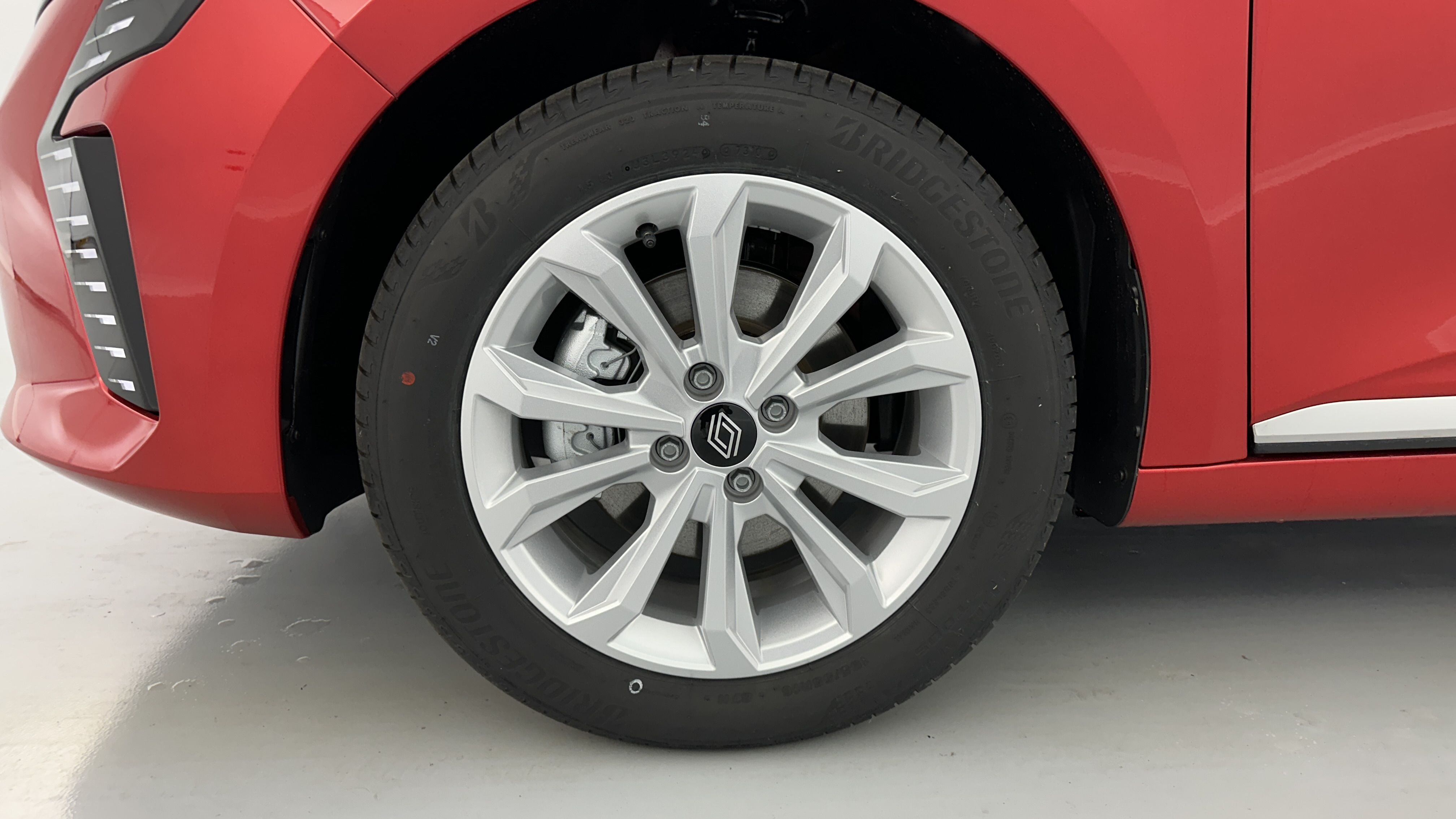 GLI00000574_p53 - RENAULT - CLIO - 2024 - photo 11