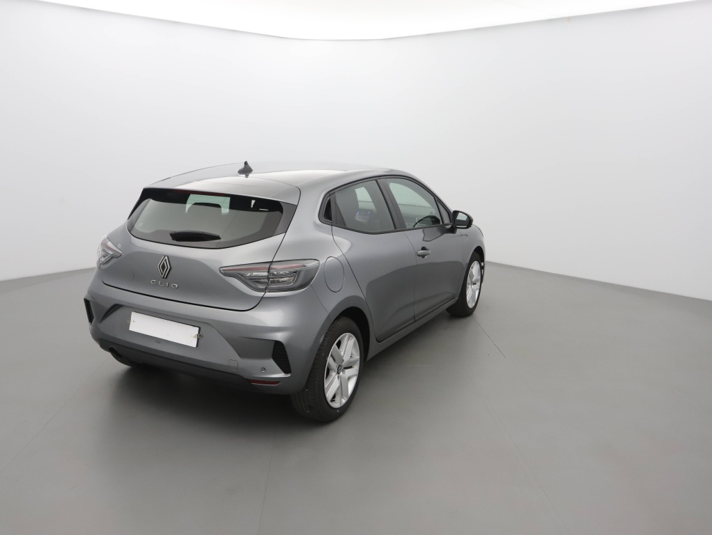 72423_p51 - RENAULT - CLIO - 2025 - photo 3