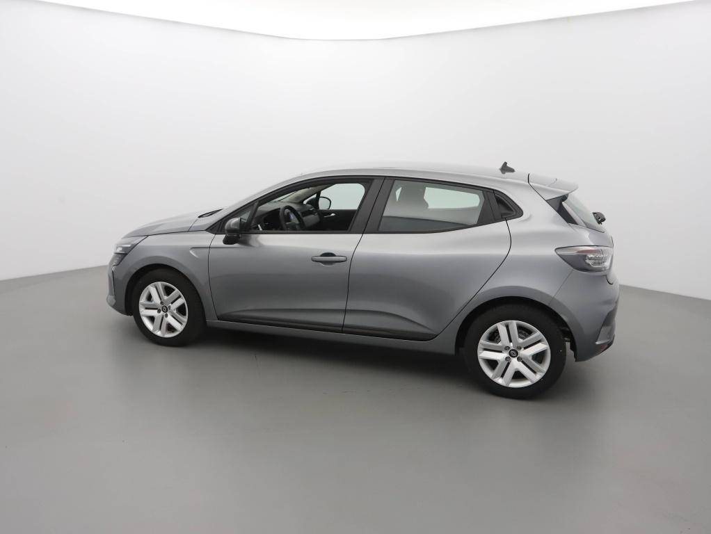 72423_p51 - RENAULT - CLIO - 2025 - photo 5