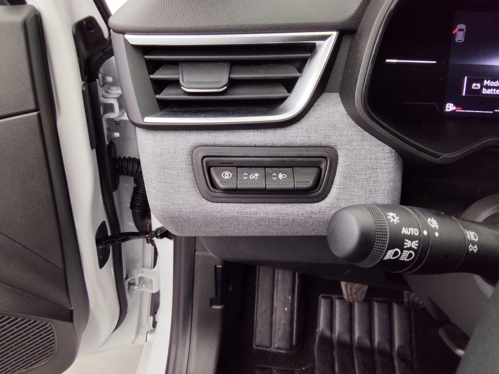 72562_p51 - RENAULT - CLIO - 2025 - photo 7