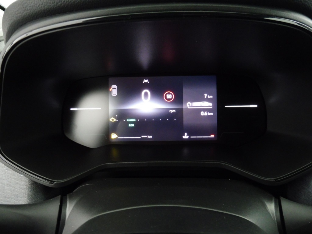 72874_p51 - RENAULT - CLIO - 2025 - photo 8