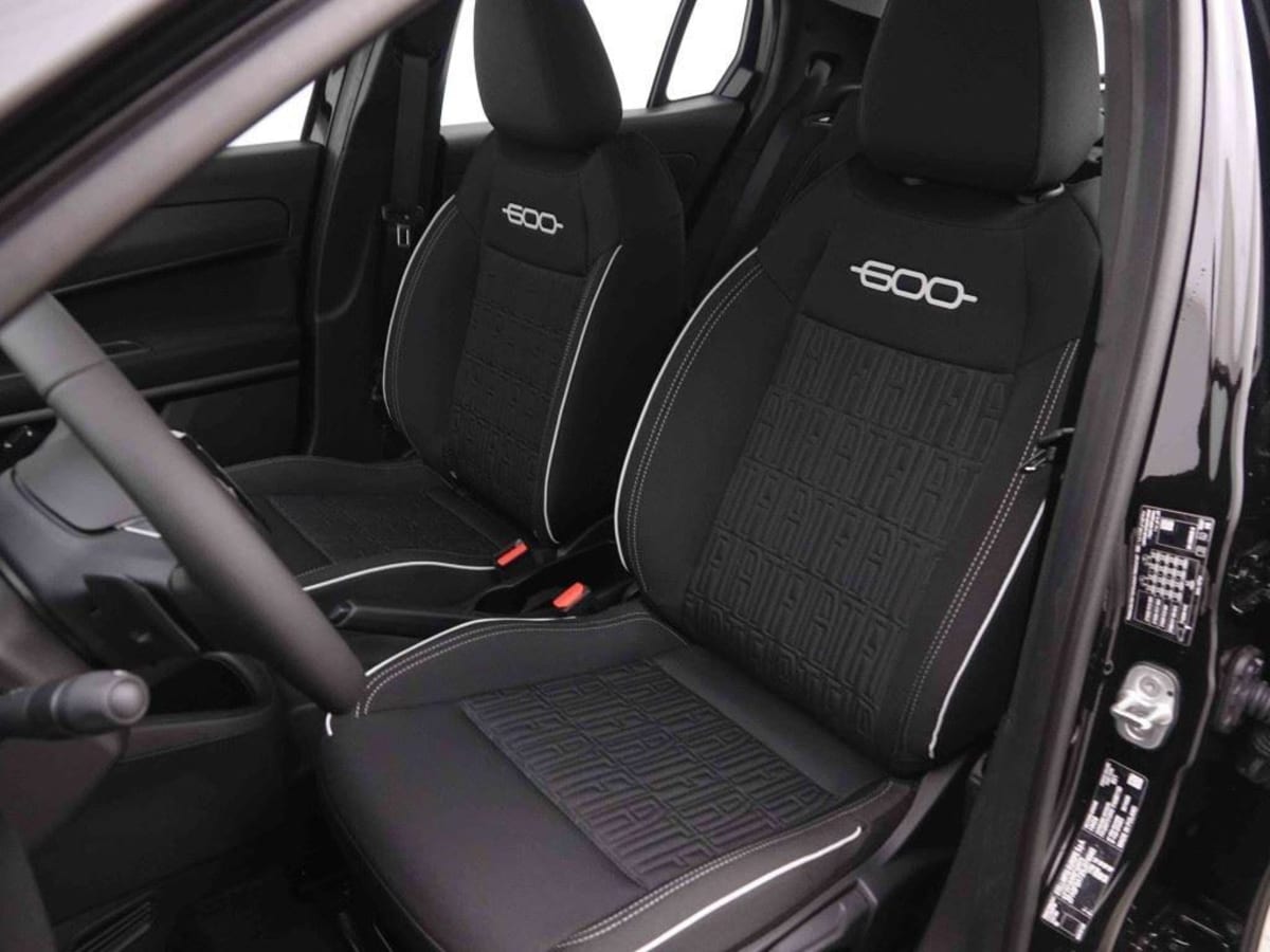 359980_p2 - FIAT - 600 - 2025 - photo 7