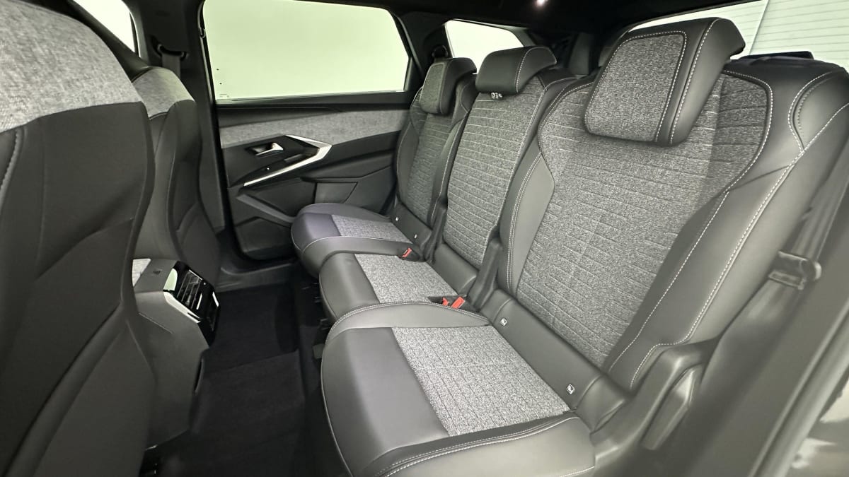 352787_p2 - PEUGEOT - 5008 - 2025 - photo 10