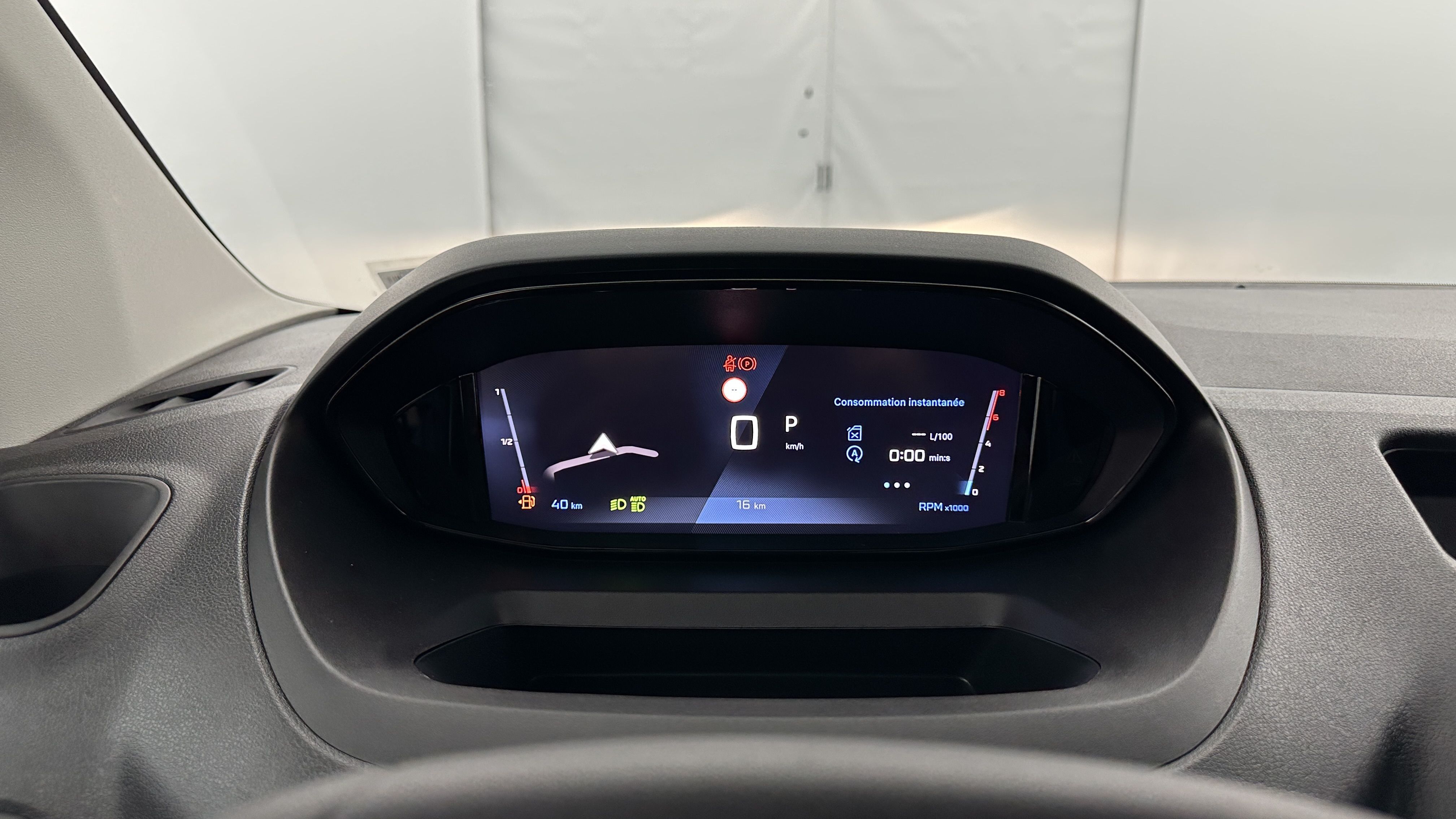 GLI00002316_p53 - PEUGEOT - PARTNER - 2025 - photo 12