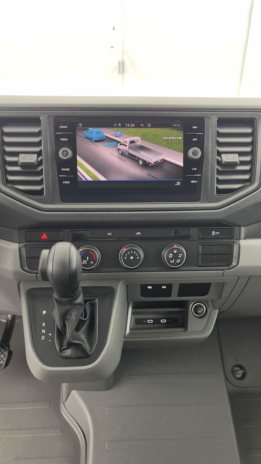 GLI00274402_p53 - VOLKSWAGEN - CRAFTER - 2024 - photo 9