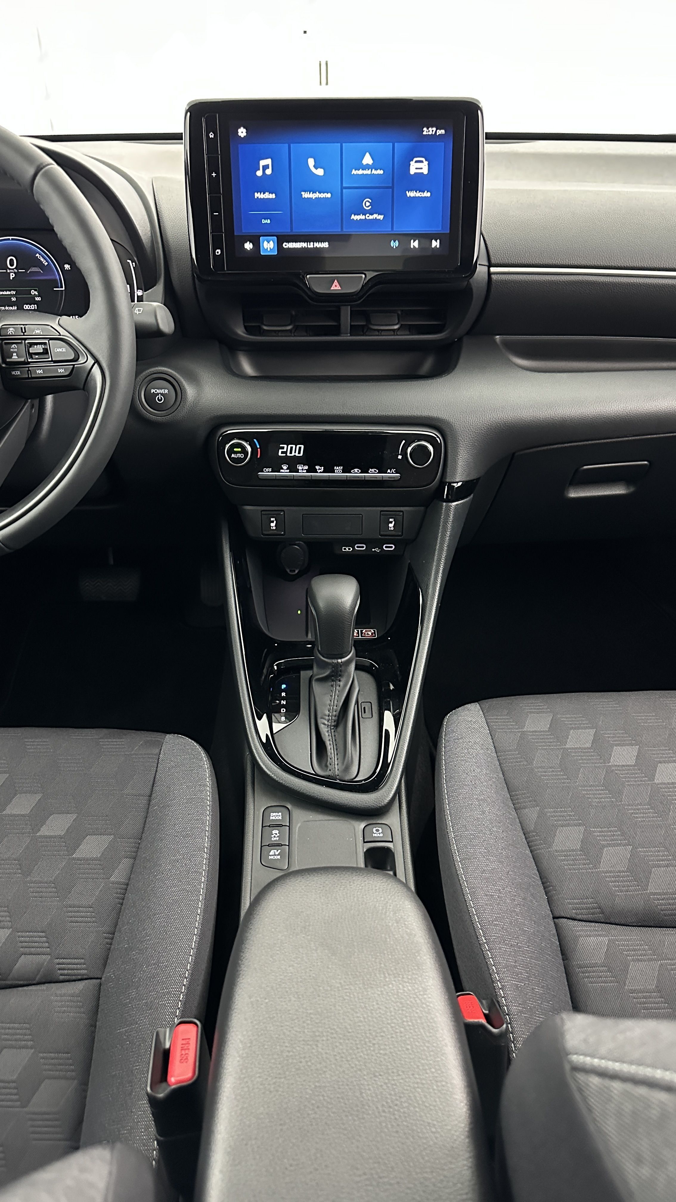 GLI00001814_p53 - TOYOTA - YARIS - 2024 - photo 15