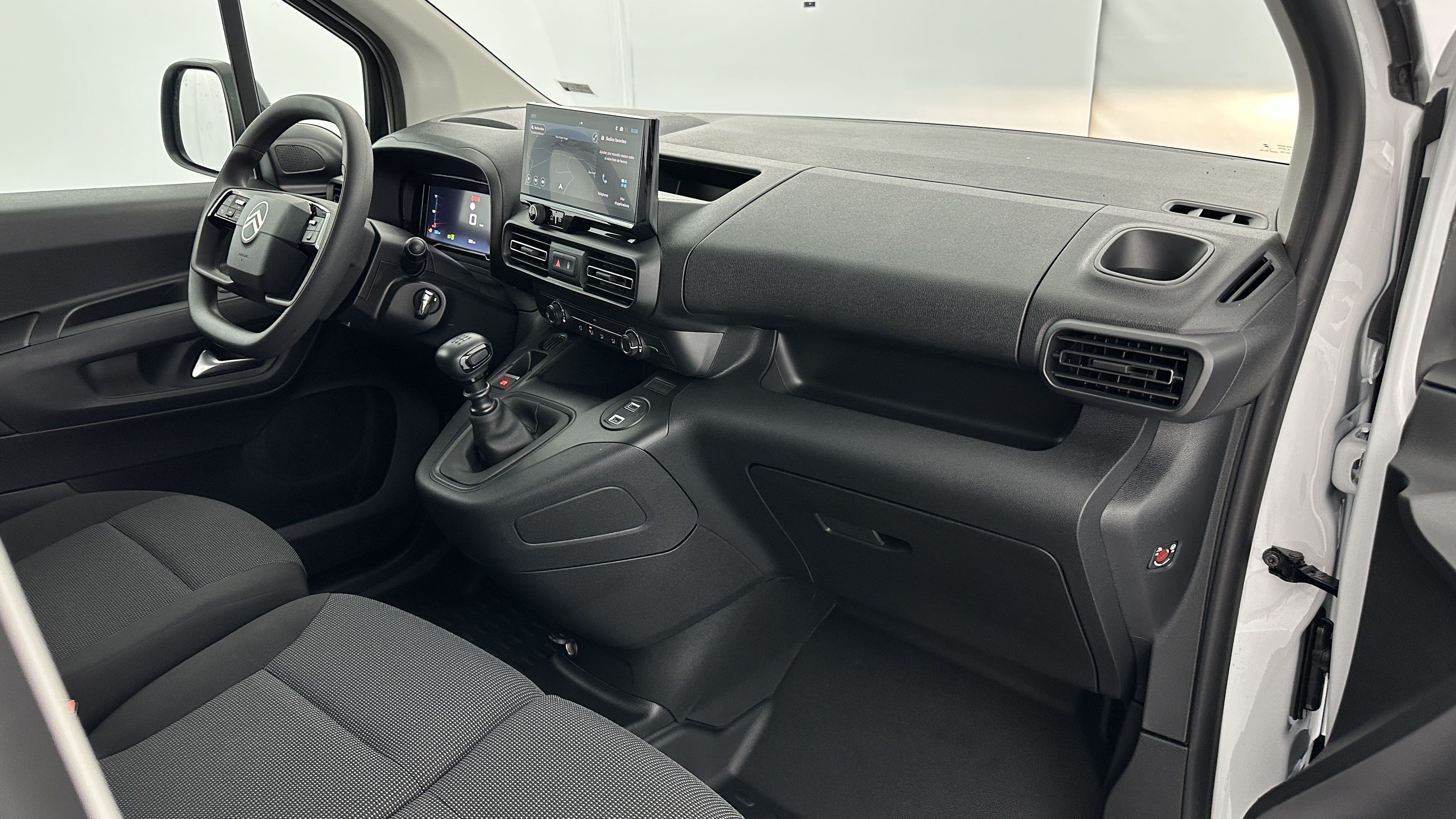 GLI00002295_p53 - CITROEN - BERLINGO - 2025 - photo 7